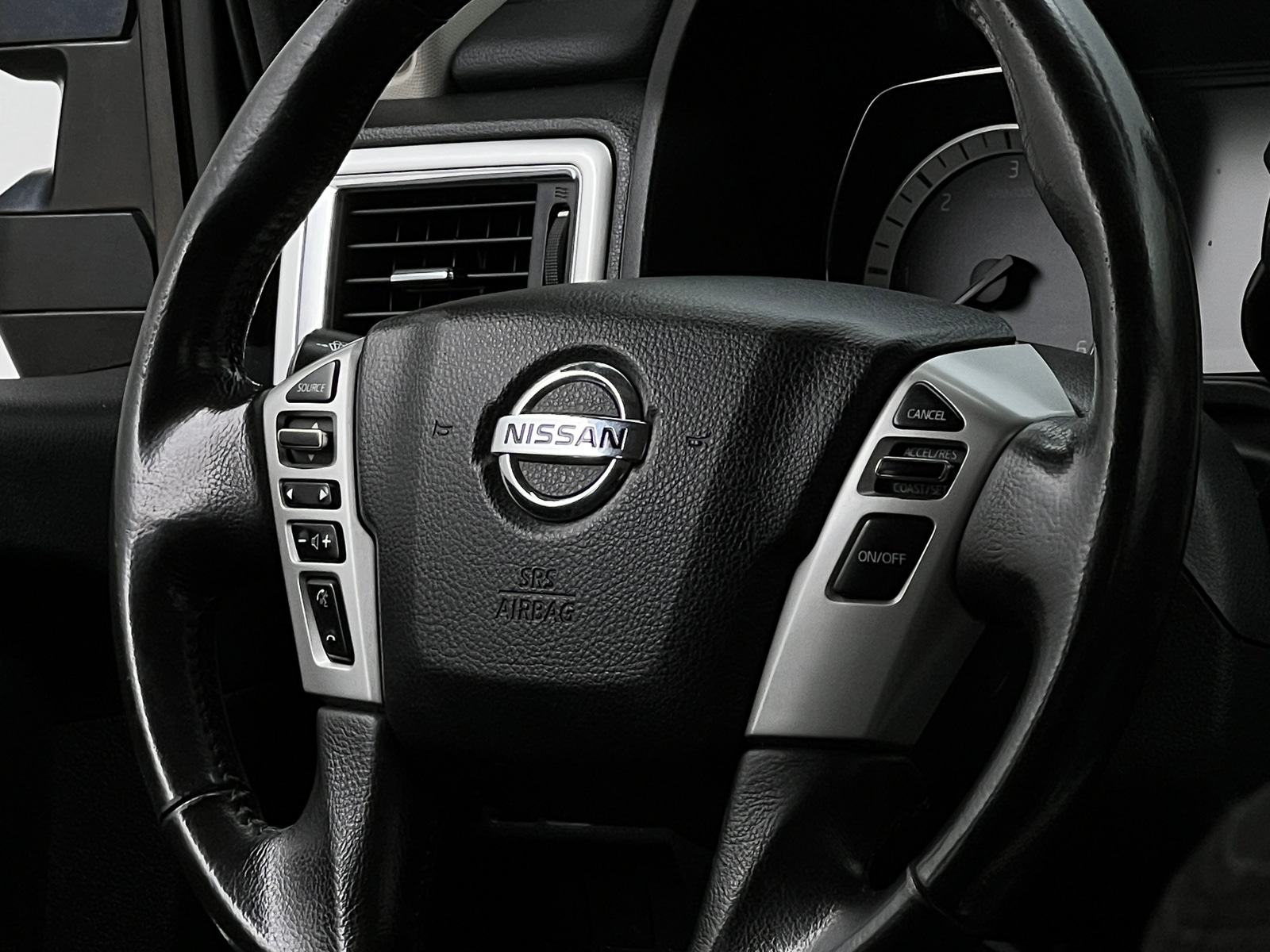 Thumbnail: 2018 Nissan Titan - 5