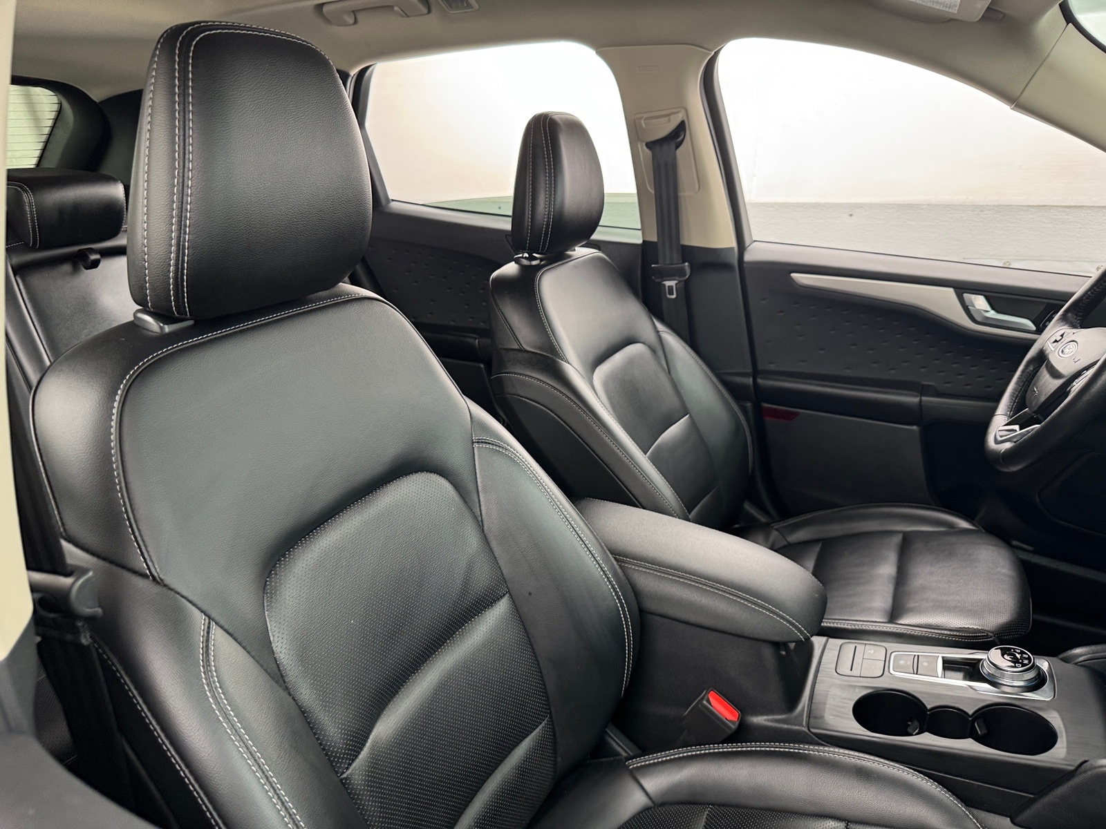 Thumbnail: 2020 Ford Escape - 2