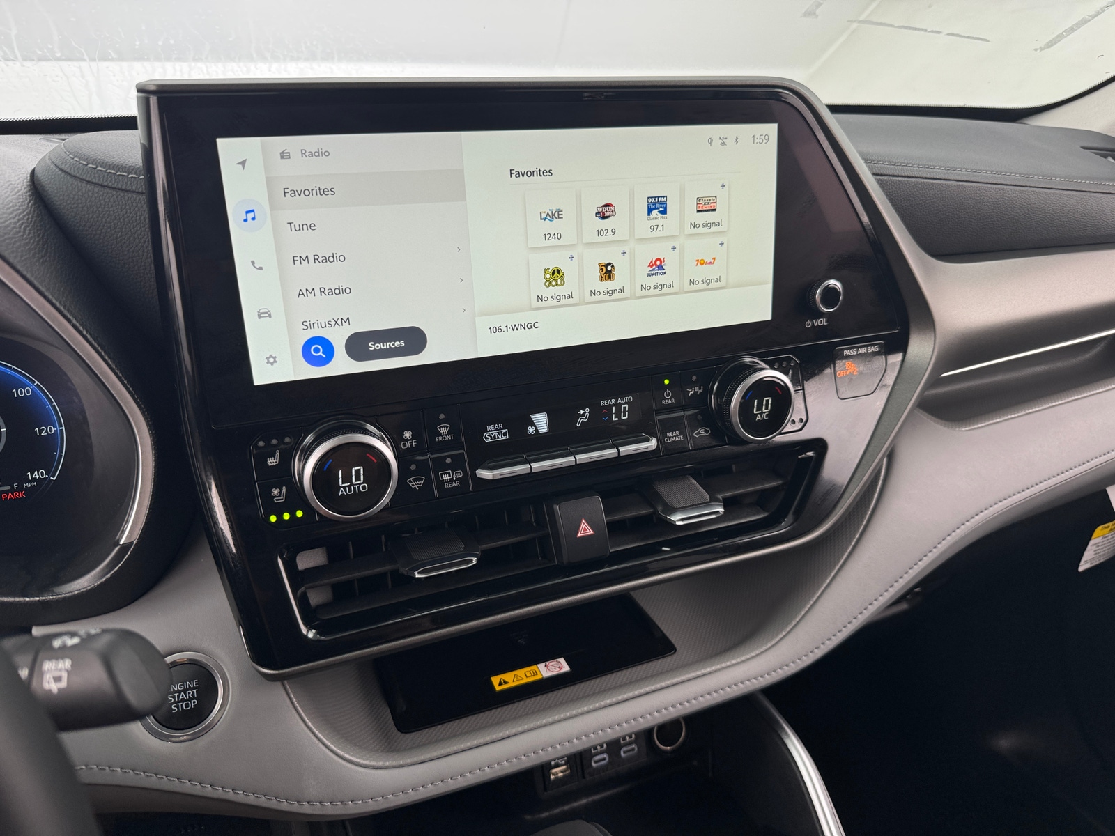 Thumbnail: 2024 Toyota Highlander - 3