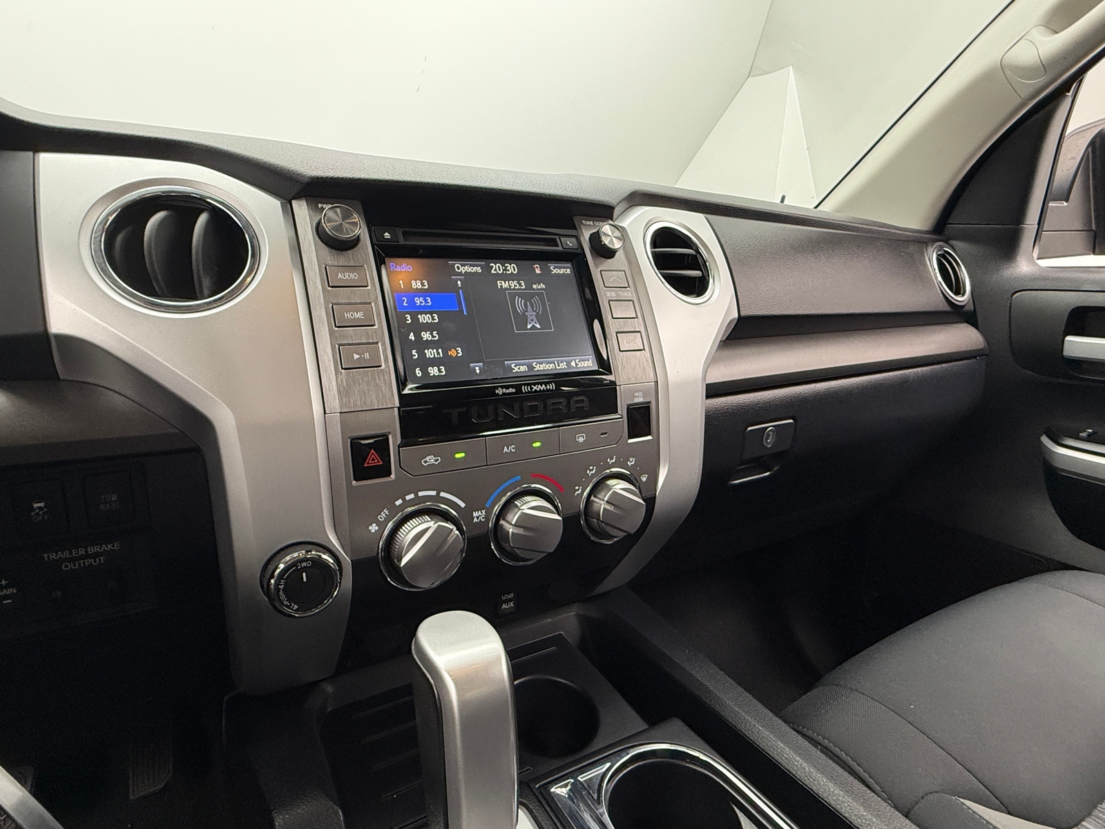 Thumbnail: 2019 Toyota Tundra - 4