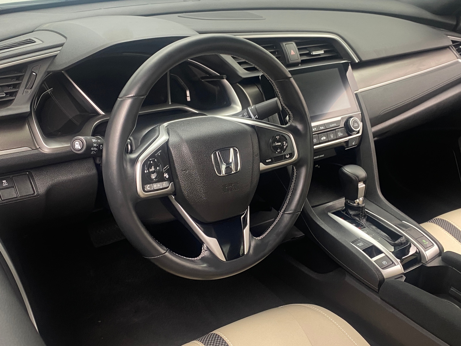 Thumbnail: 2019 Honda Civic - 4