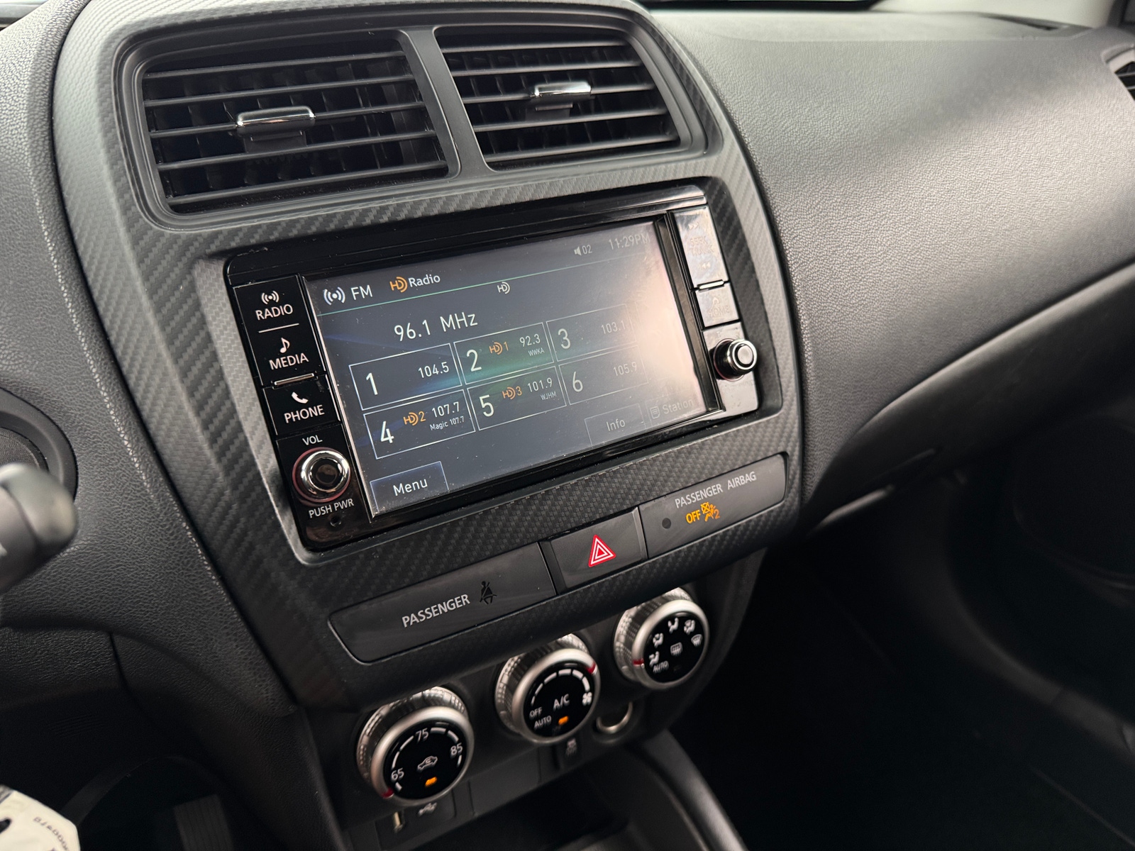 Thumbnail: 2023 Mitsubishi Outlander Sport - 4