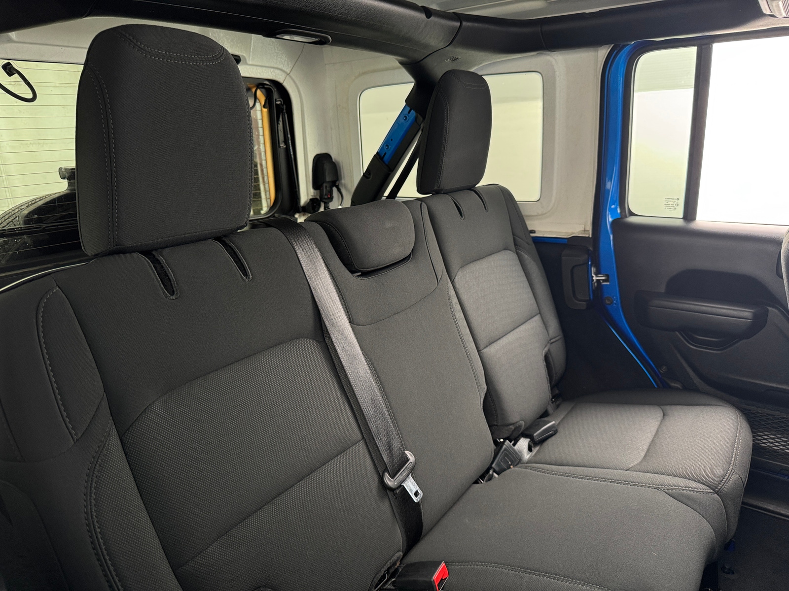 Thumbnail: 2022 Jeep Wrangler - 6