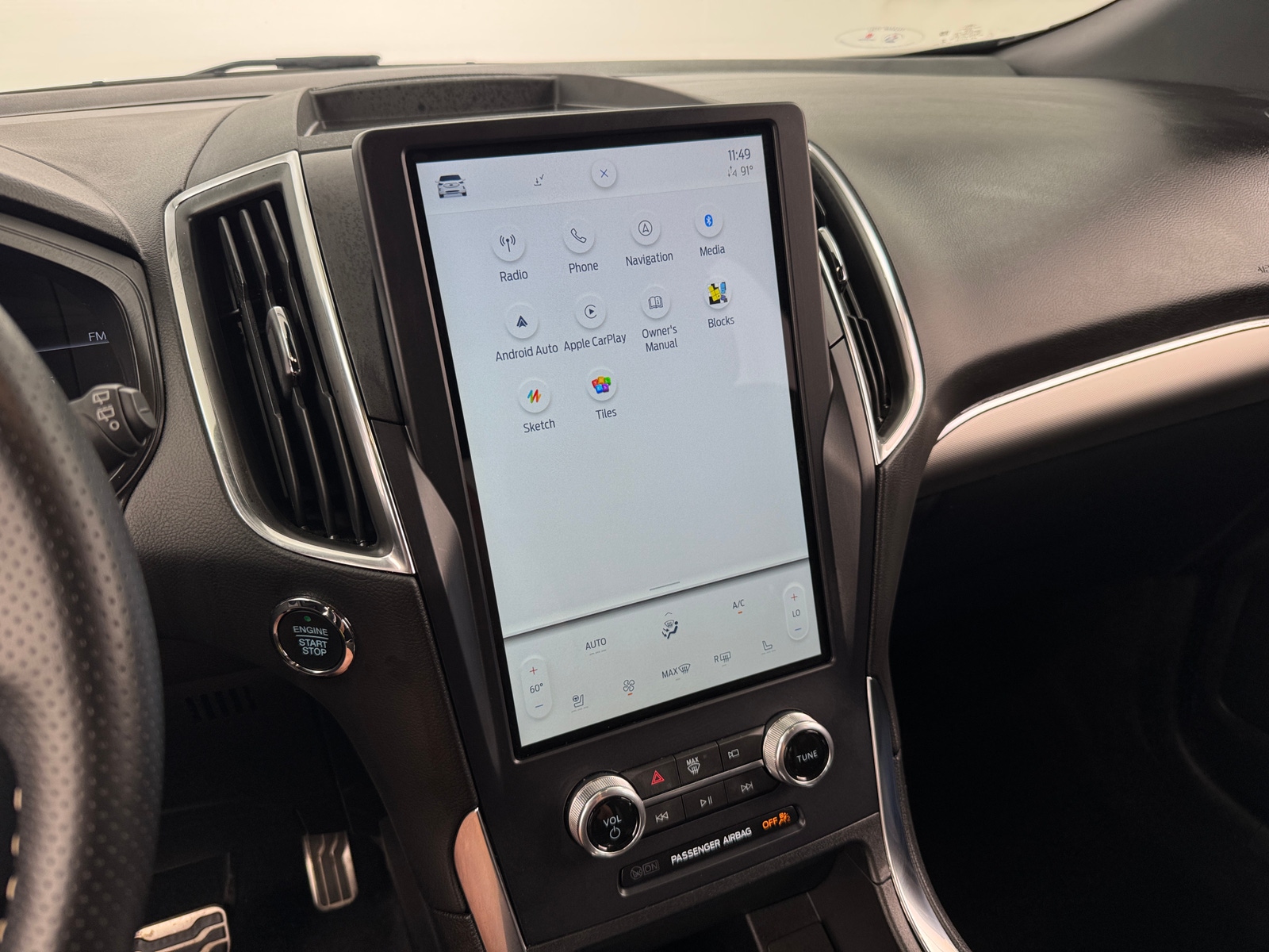 Thumbnail: 2022 Ford Edge - 4