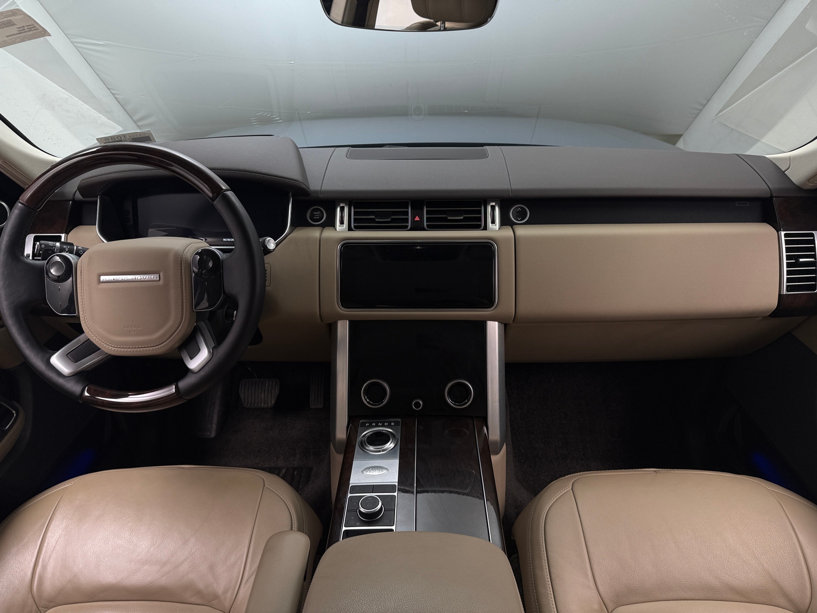Thumbnail: 2021 Land Rover Range Rover - 2