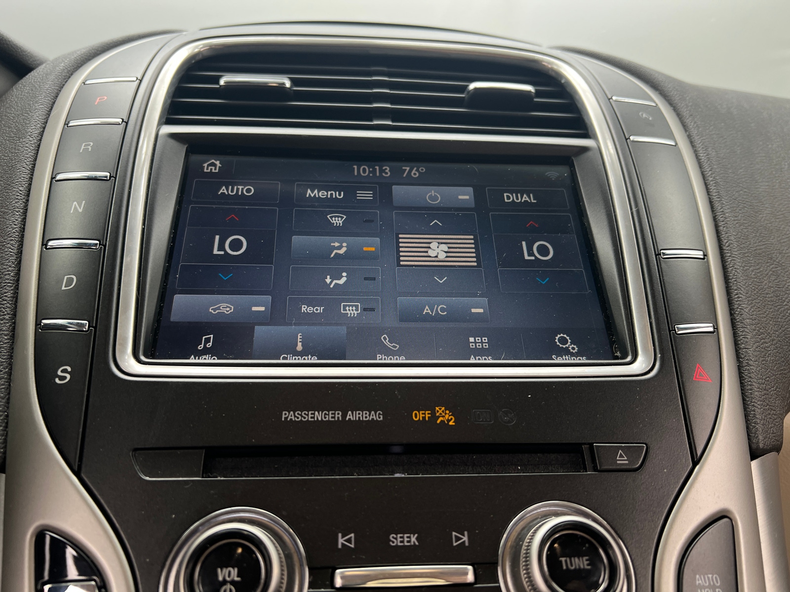 Thumbnail: 2019 Lincoln Nautilus - 4