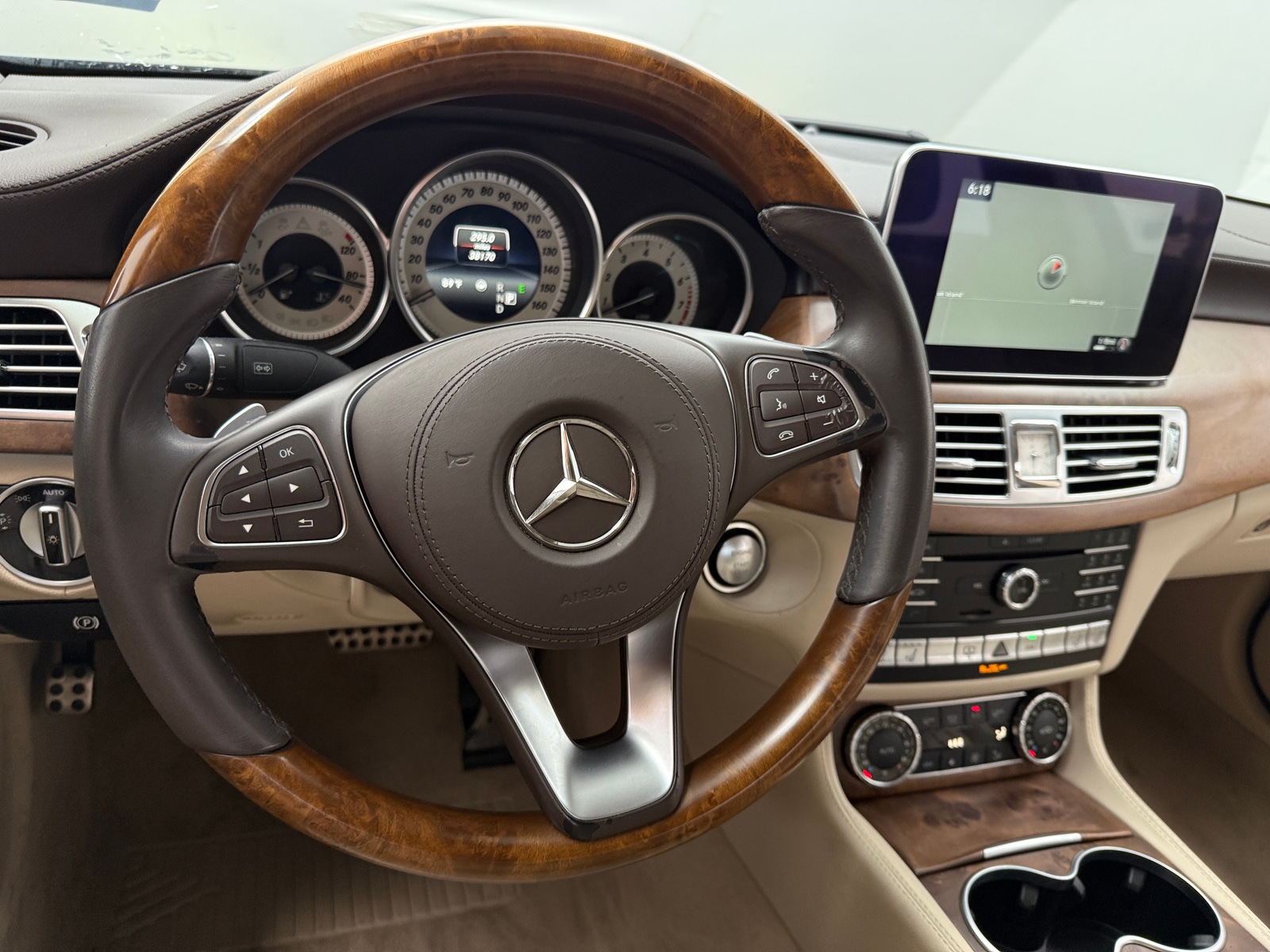 Thumbnail: 2016 Mercedes-Benz CLS - 4