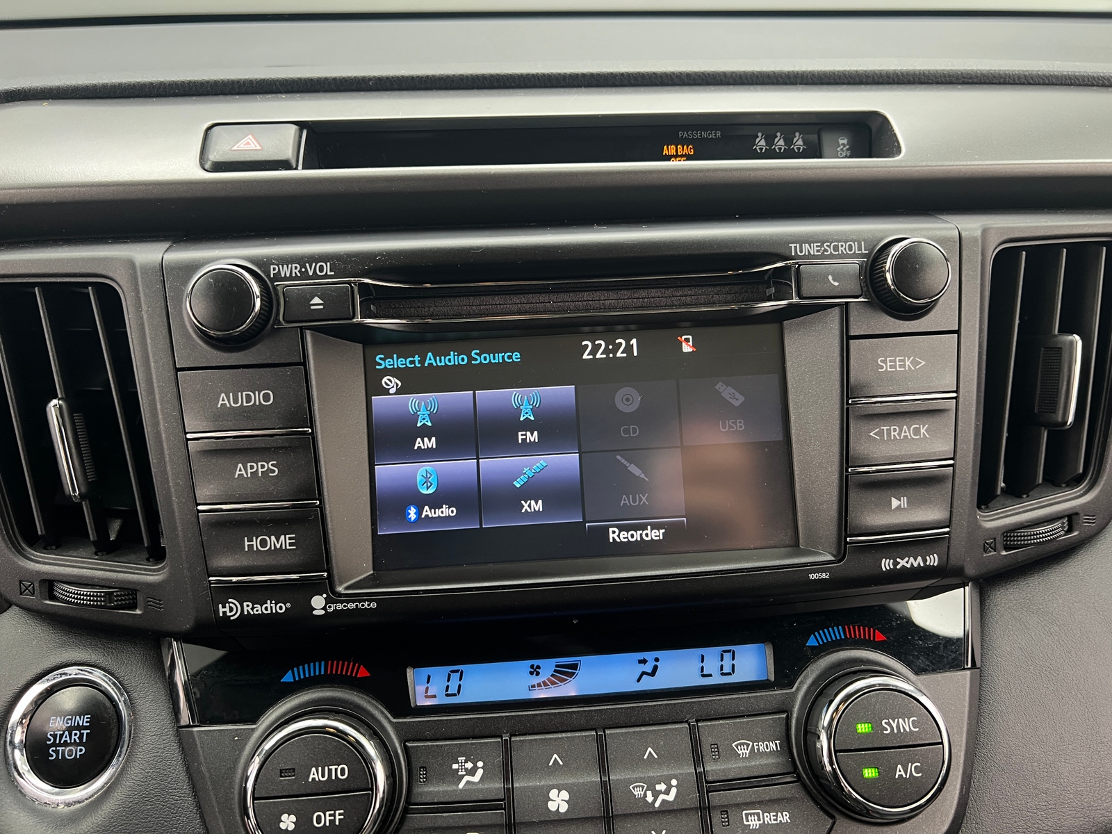 Thumbnail: 2017 Toyota RAV4 - 3