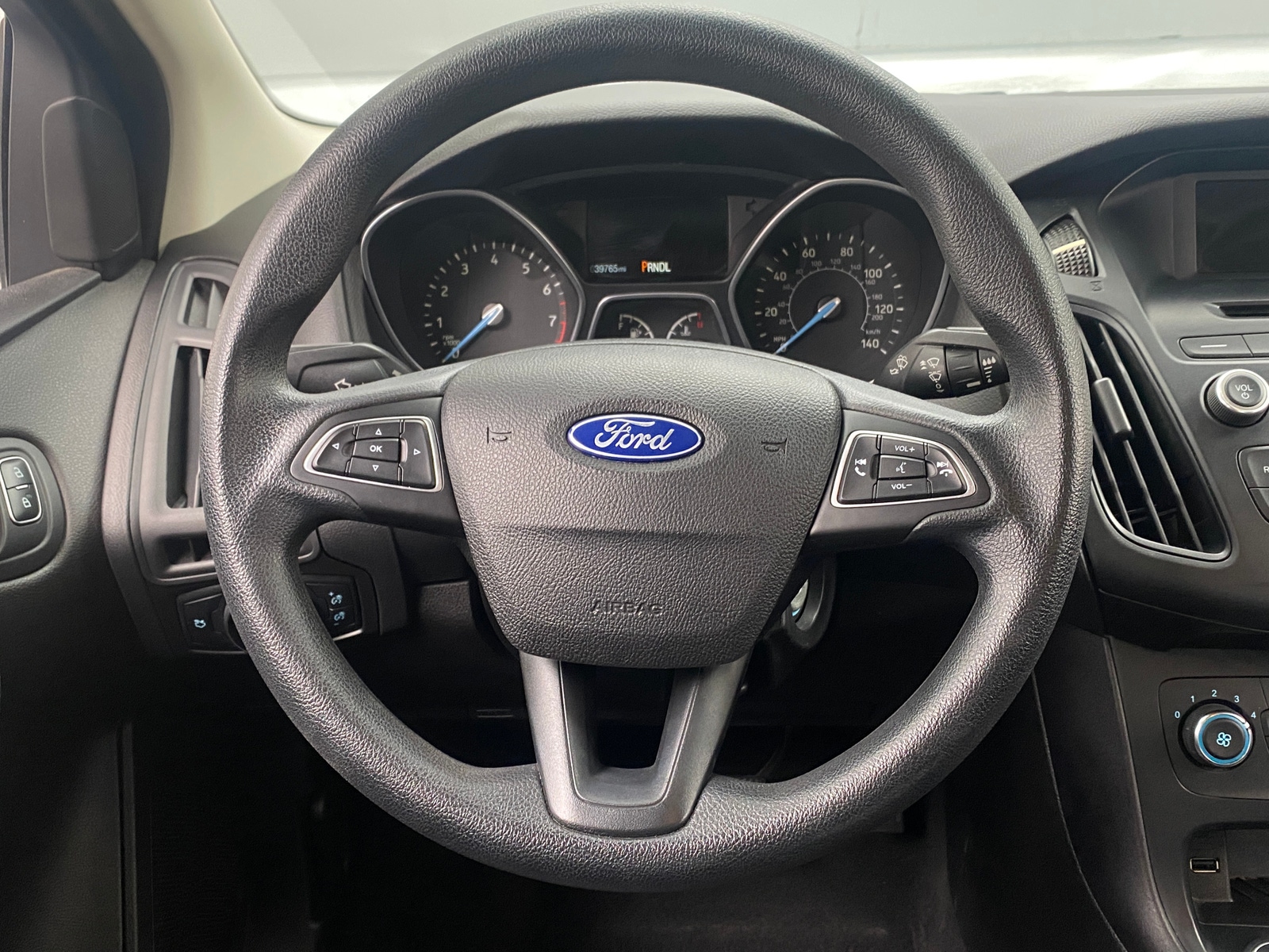 Thumbnail: 2016 Ford Focus - 5