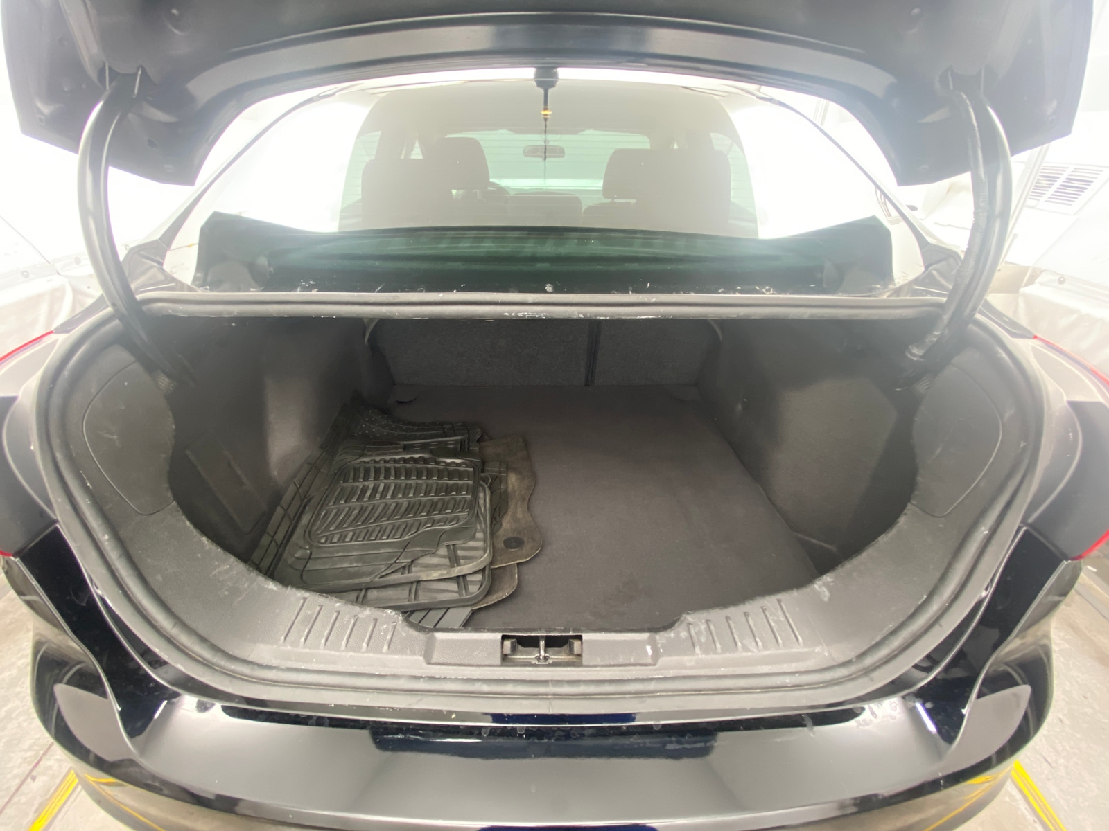 Thumbnail: 2016 Ford Focus - 7