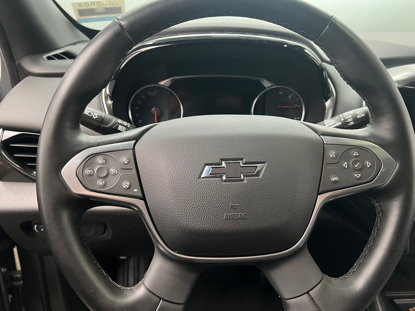 Thumbnail: 2023 Chevrolet Traverse - 5