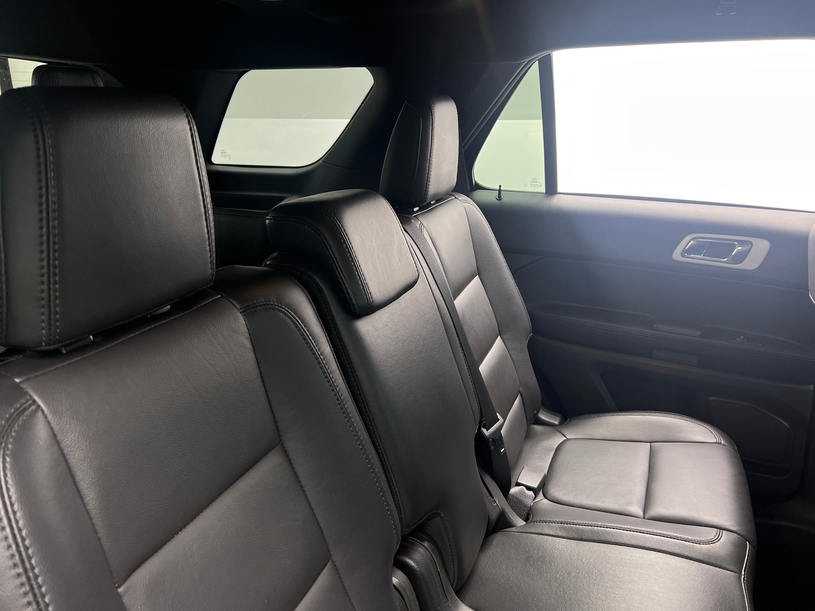 Thumbnail: 2015 Ford Explorer - 5