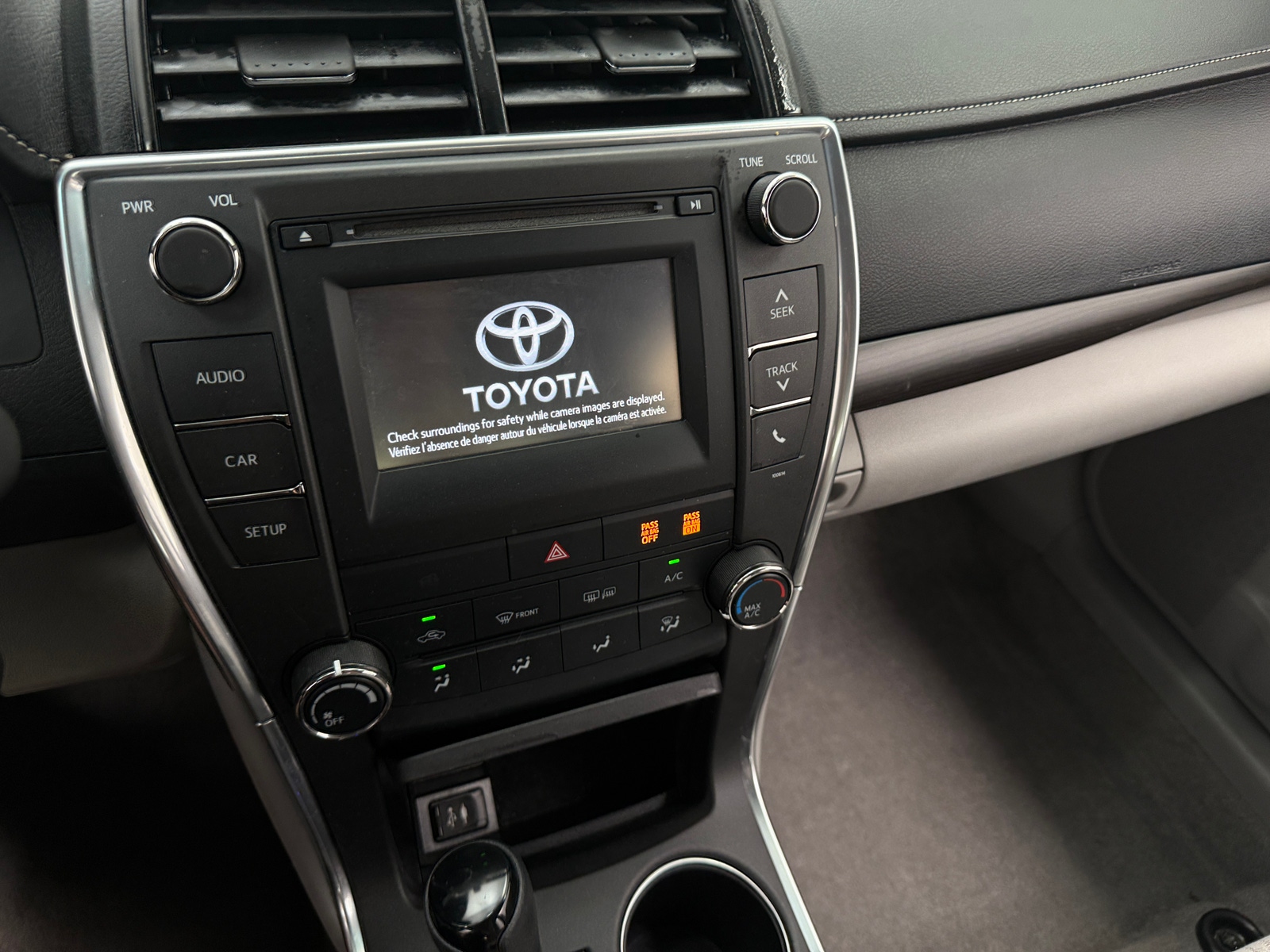 Thumbnail: 2017 Toyota Camry - 4