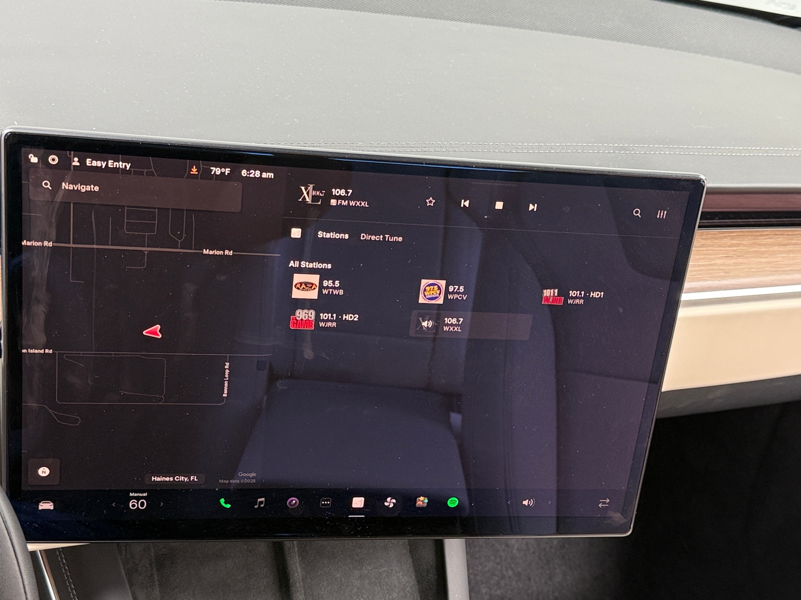Thumbnail: 2022 Tesla Model S - 3
