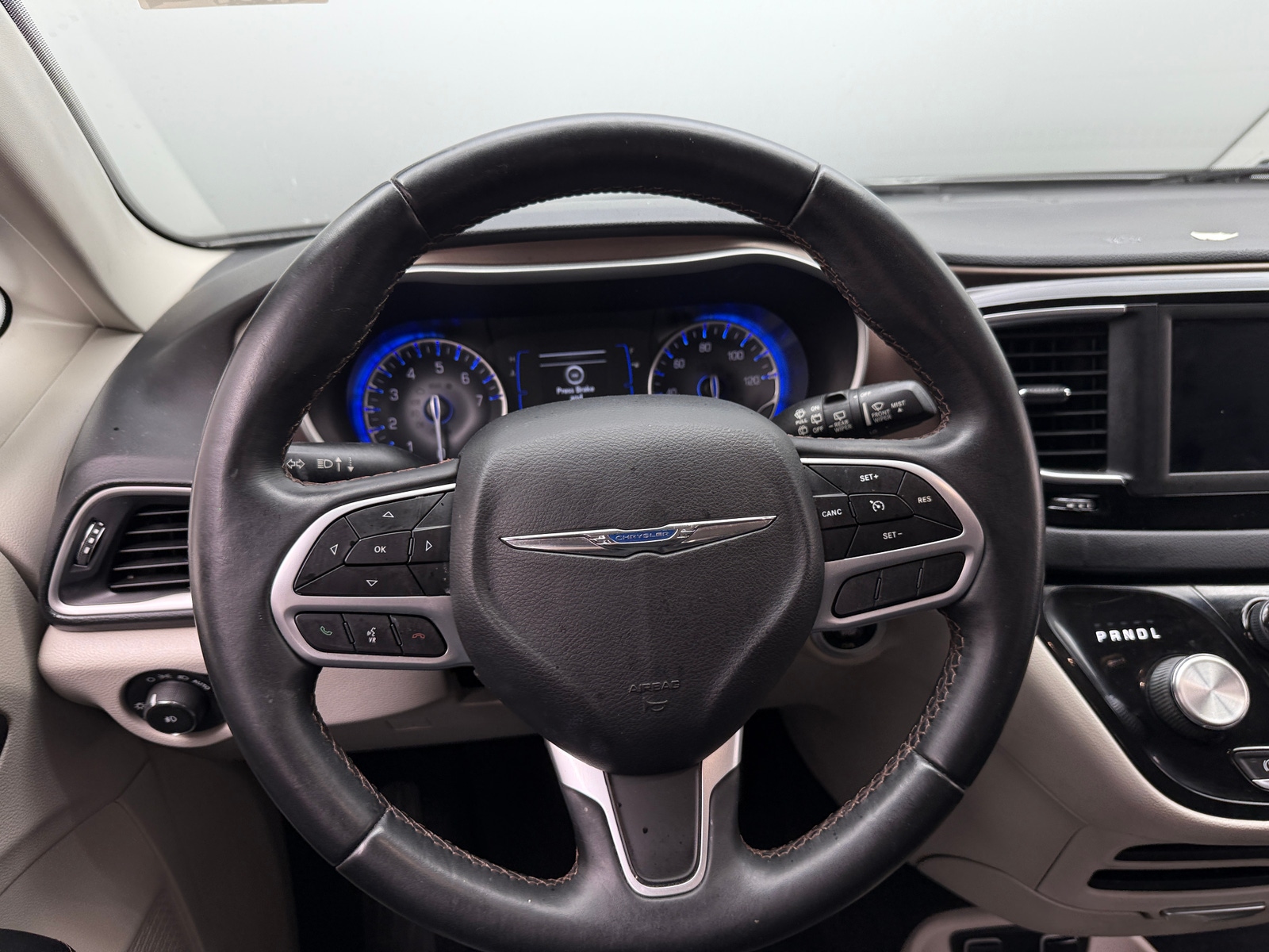 Thumbnail: 2018 Chrysler Pacifica - 4