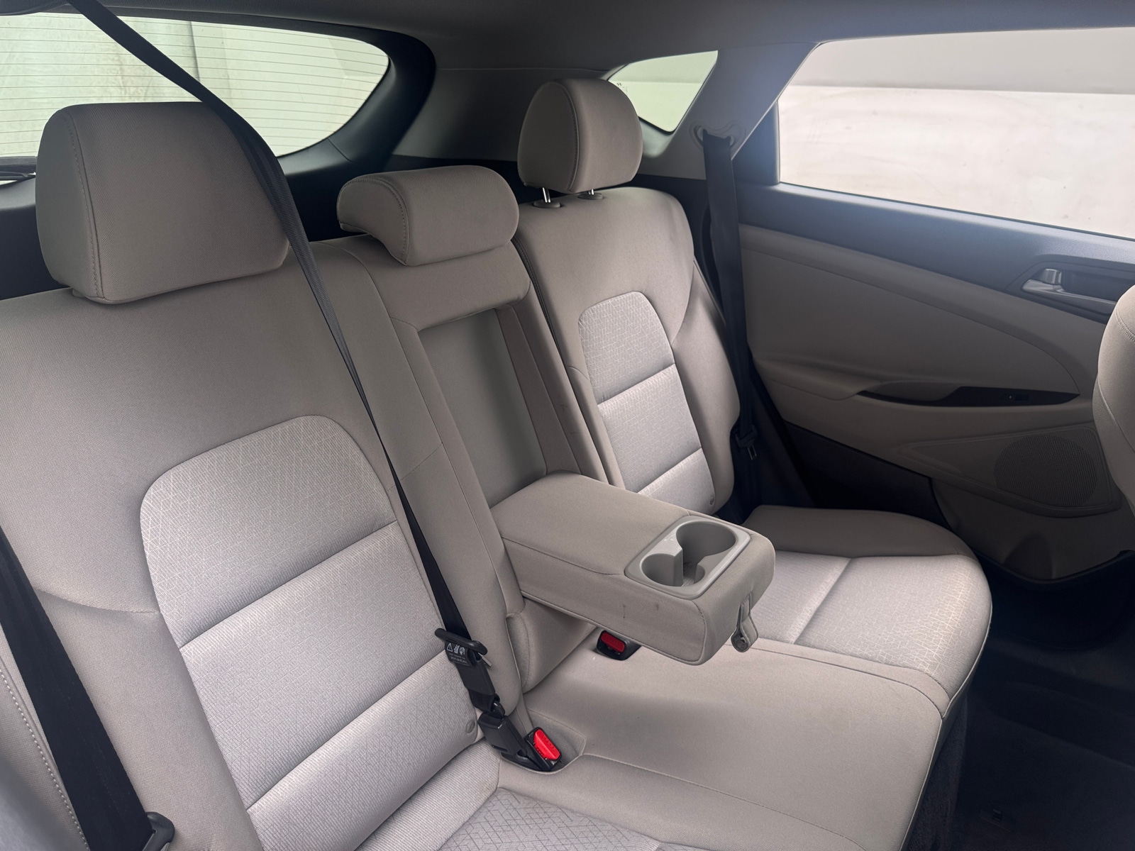 Thumbnail: 2016 Hyundai Tucson - 6