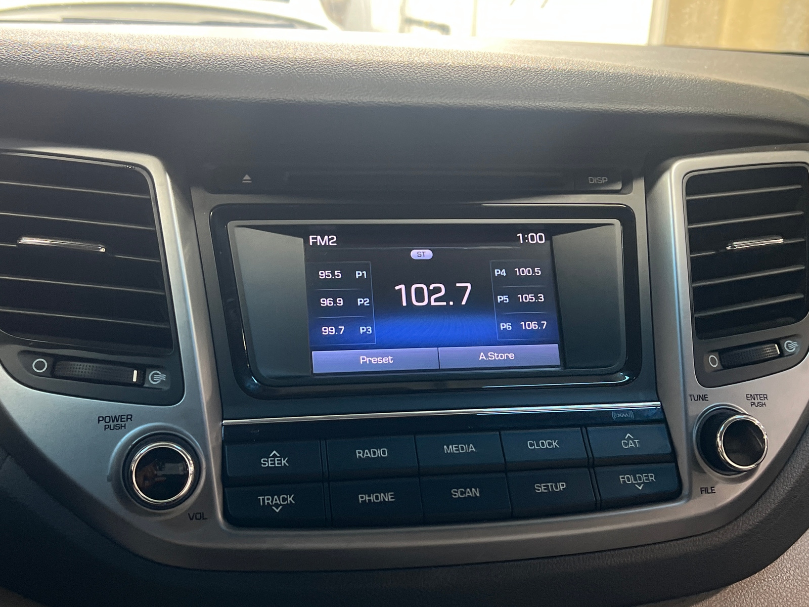 Thumbnail: 2016 Hyundai Tucson - 4