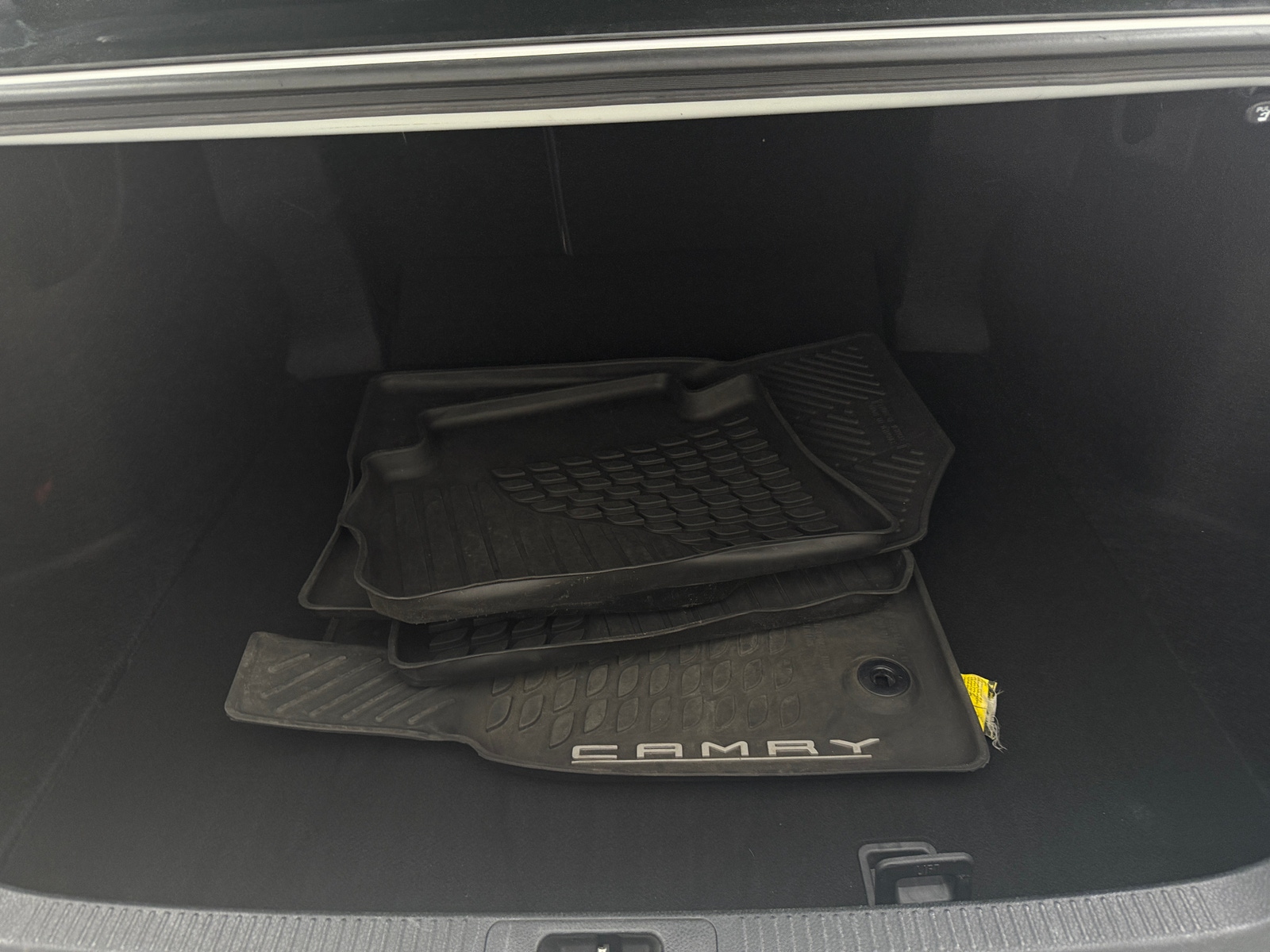 Thumbnail: 2018 Toyota Camry - 6