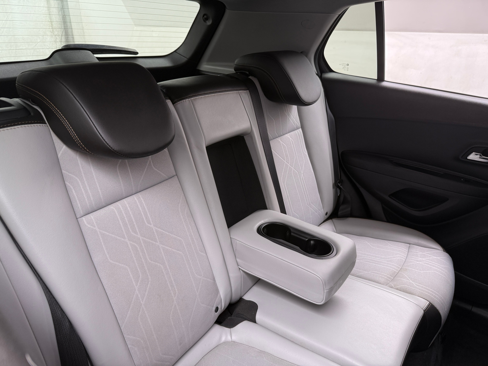 Thumbnail: 2018 Chevrolet Trax - 6