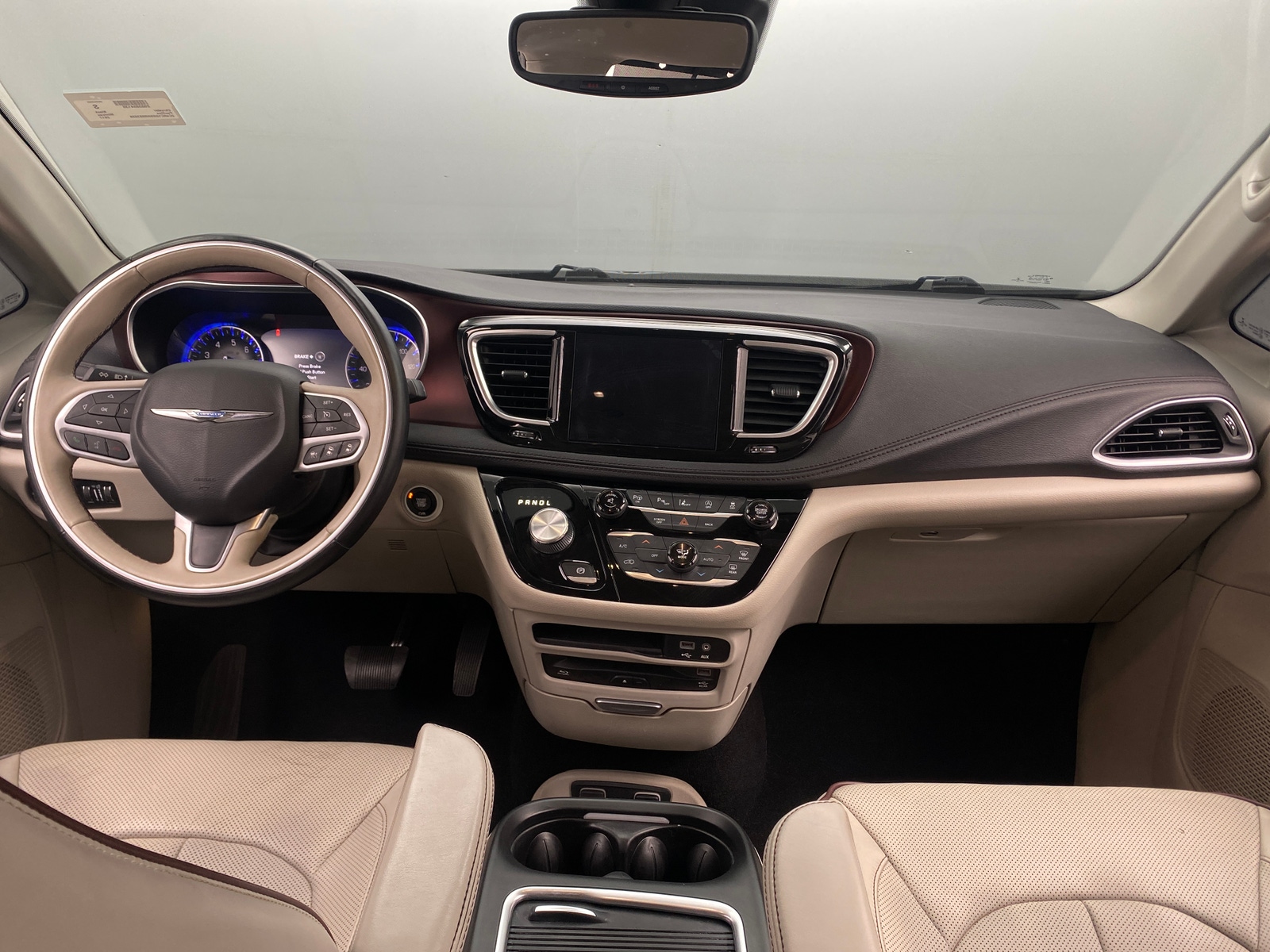 Thumbnail: 2017 Chrysler Pacifica - 2