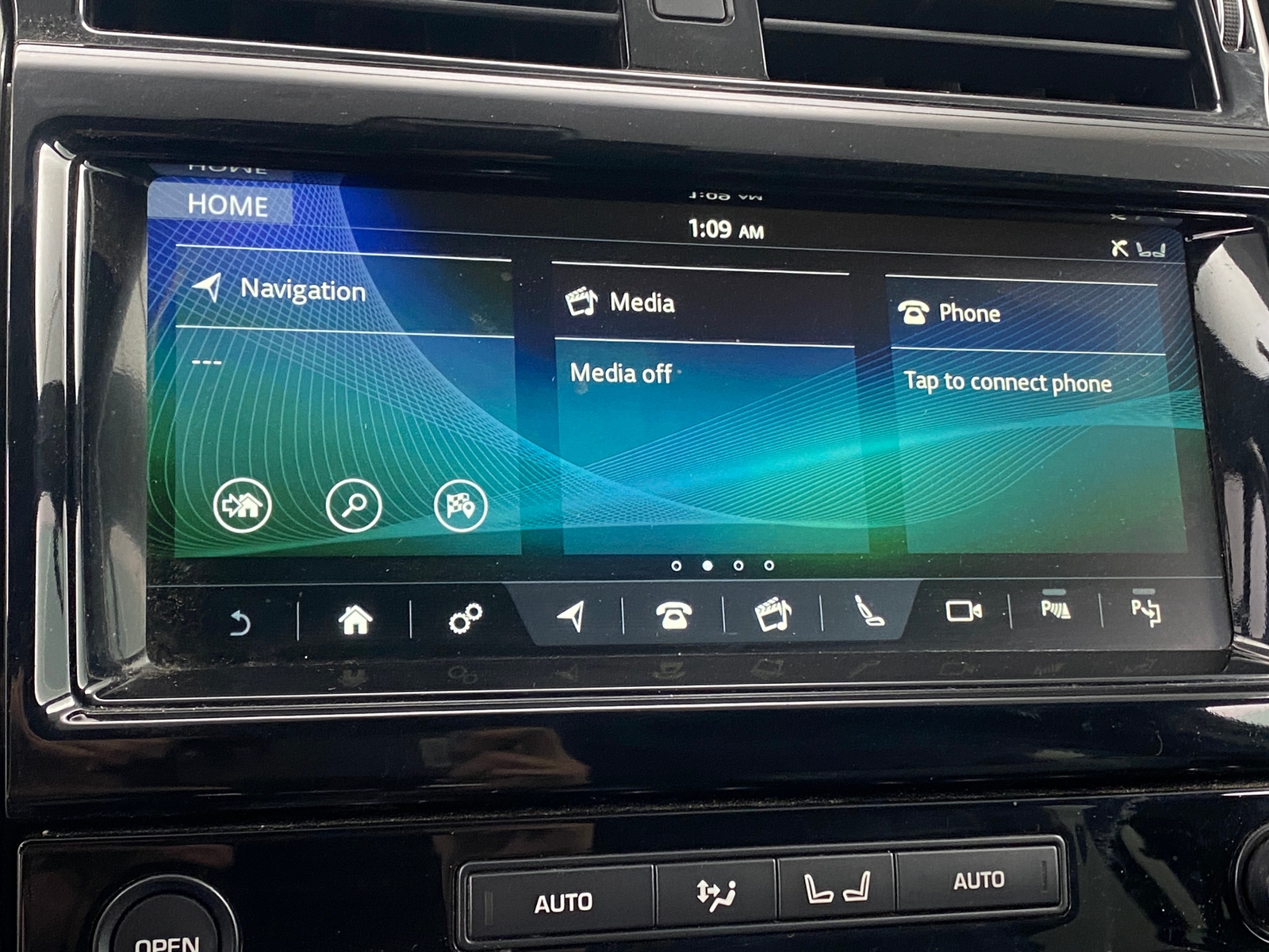 Thumbnail: 2020 Land Rover Discovery - 4