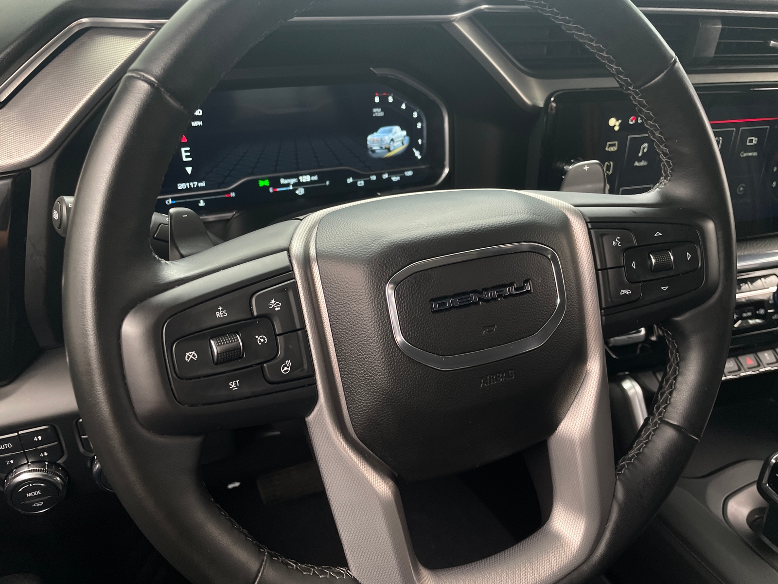 Thumbnail: 2023 GMC Sierra 1500 - 4