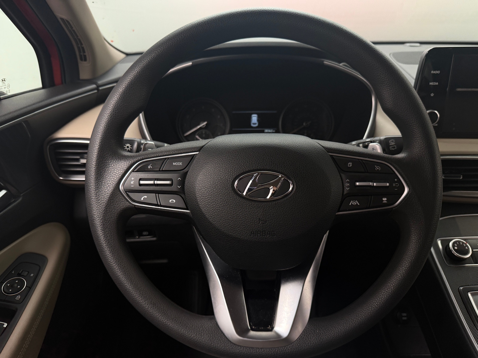 Thumbnail: 2023 Hyundai Santa Fe - 5