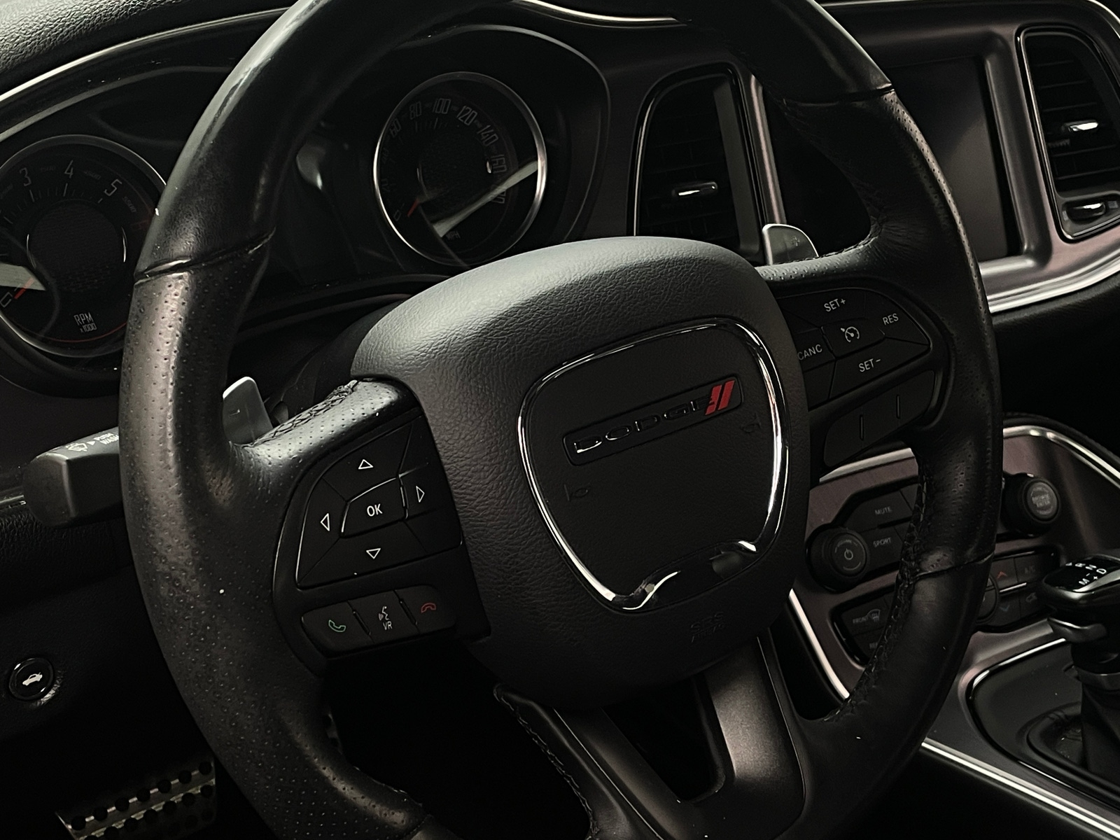 Thumbnail: 2017 Dodge Challenger - 4