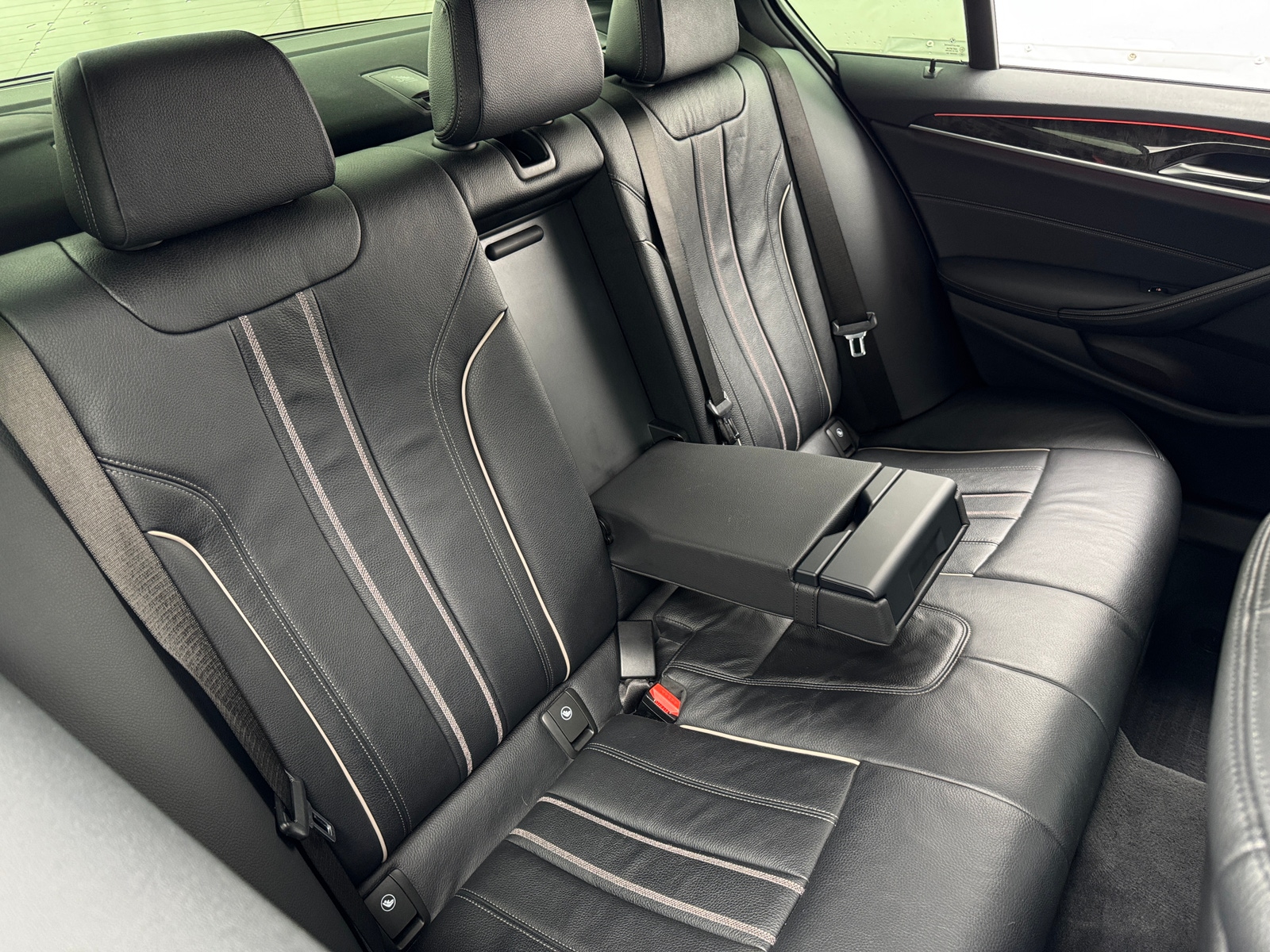 Thumbnail: 2021 BMW 5 Series - 5