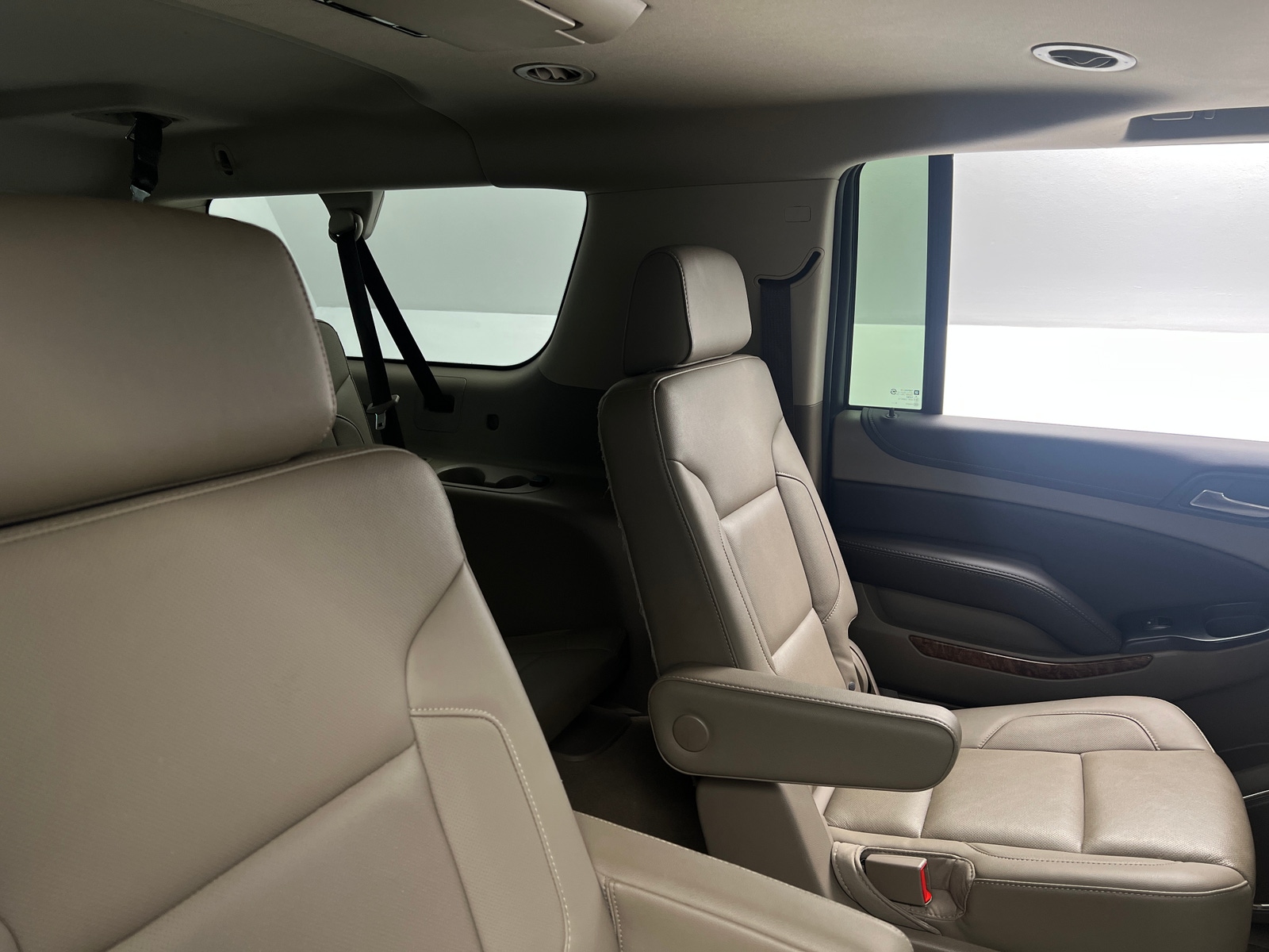 Thumbnail: 2019 Chevrolet Suburban - 5