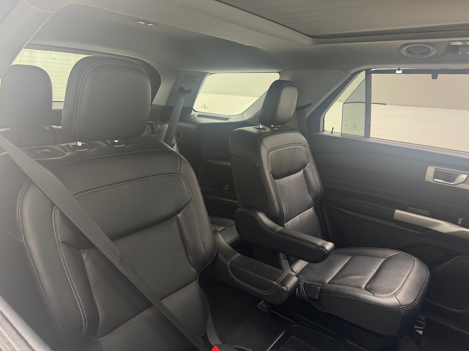 Thumbnail: 2021 Ford Explorer - 6