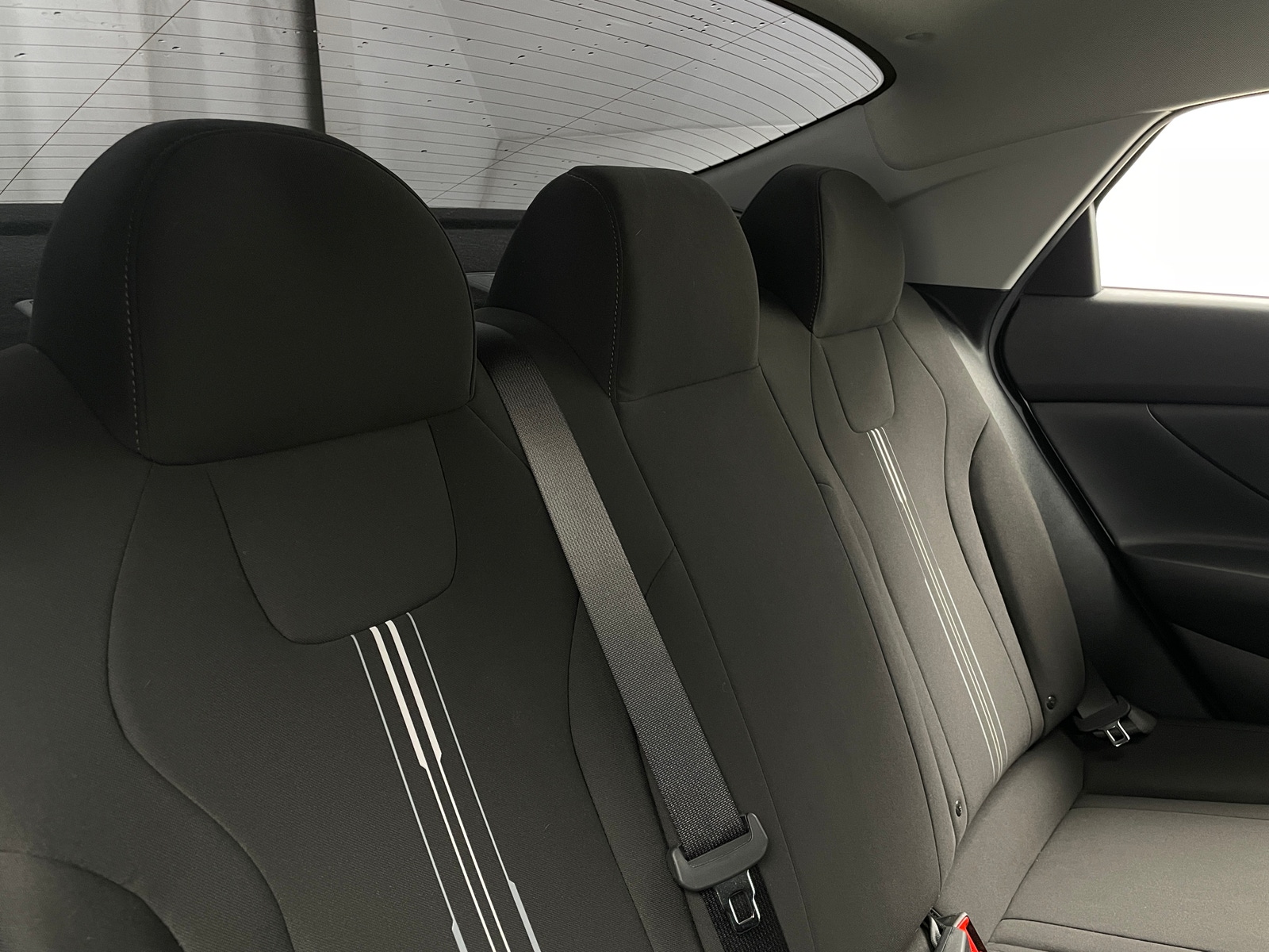 Thumbnail: 2022 Hyundai Elantra - 6