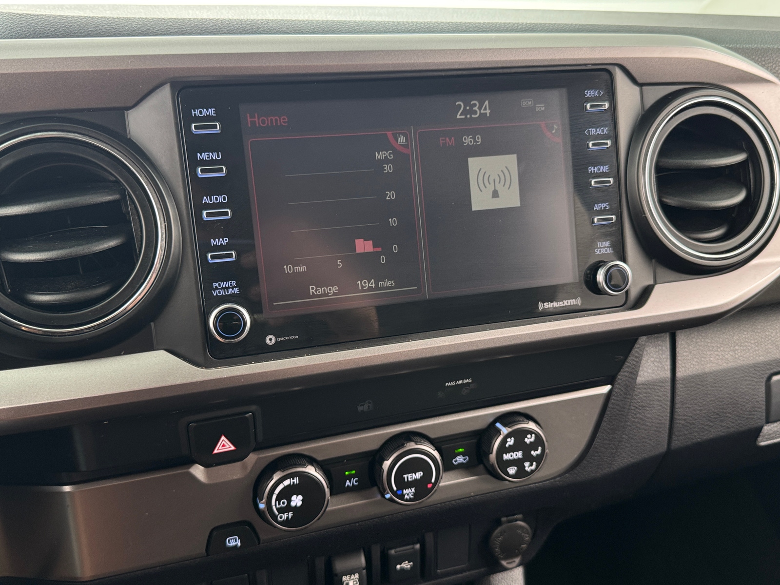 Thumbnail: 2020 Toyota Tacoma - 4