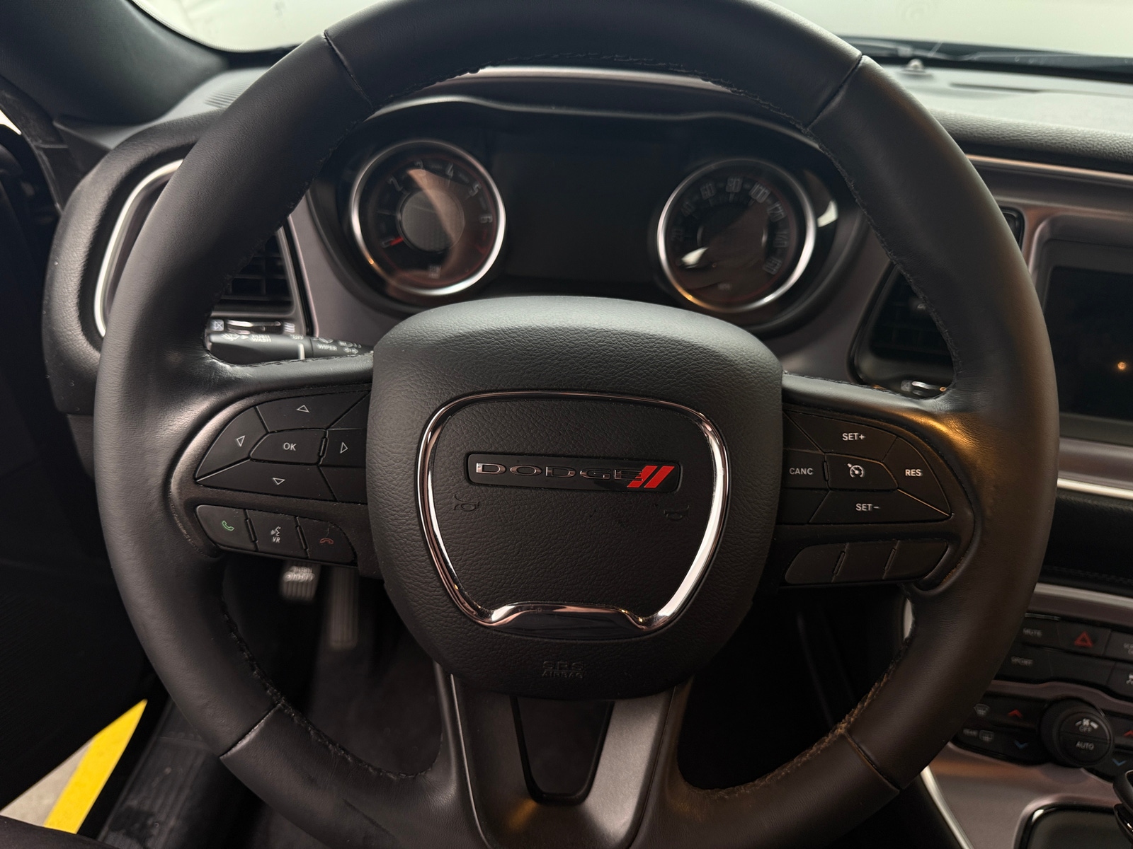 Thumbnail: 2019 Dodge Challenger - 4