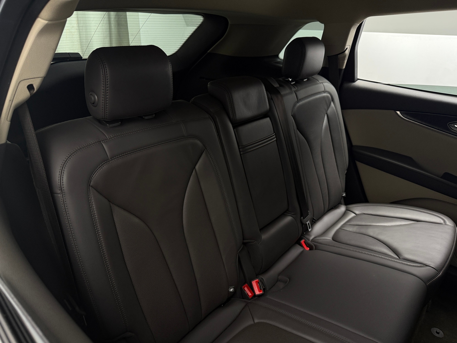 Thumbnail: 2019 Lincoln Nautilus - 5
