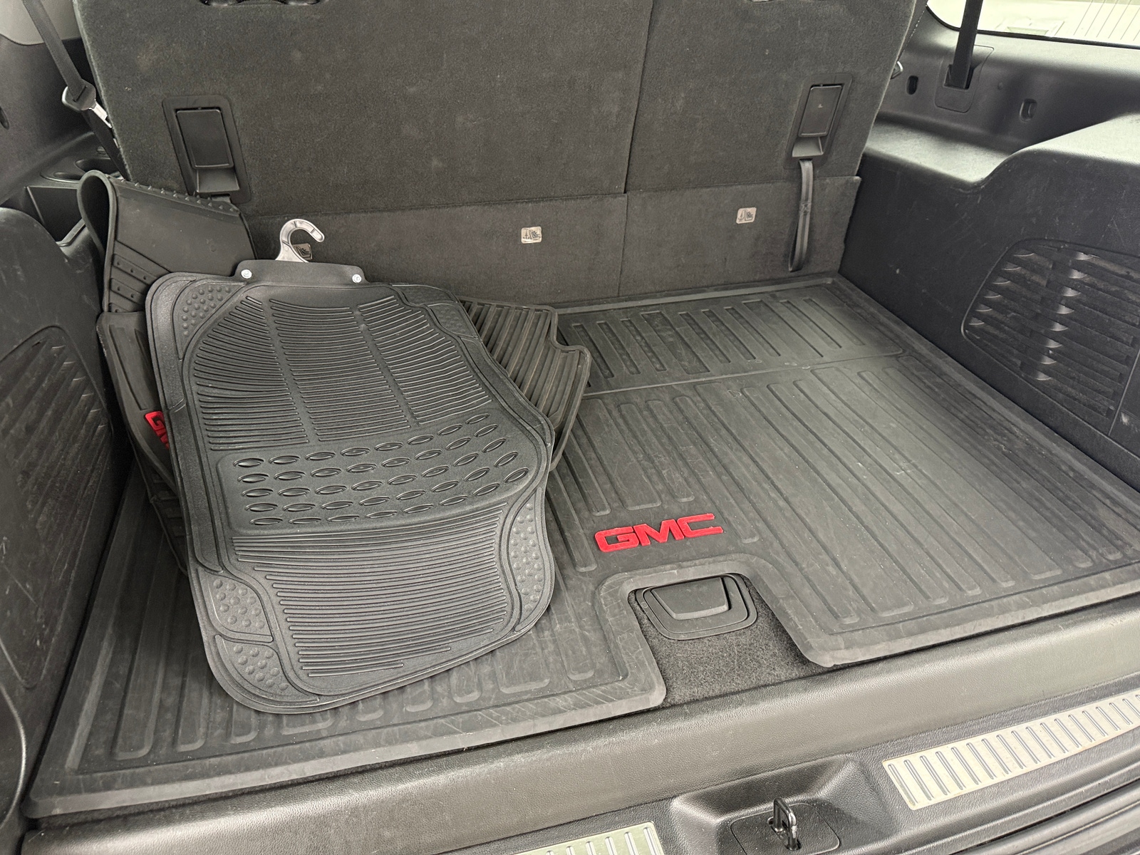 Thumbnail: 2018 GMC Yukon XL - 6