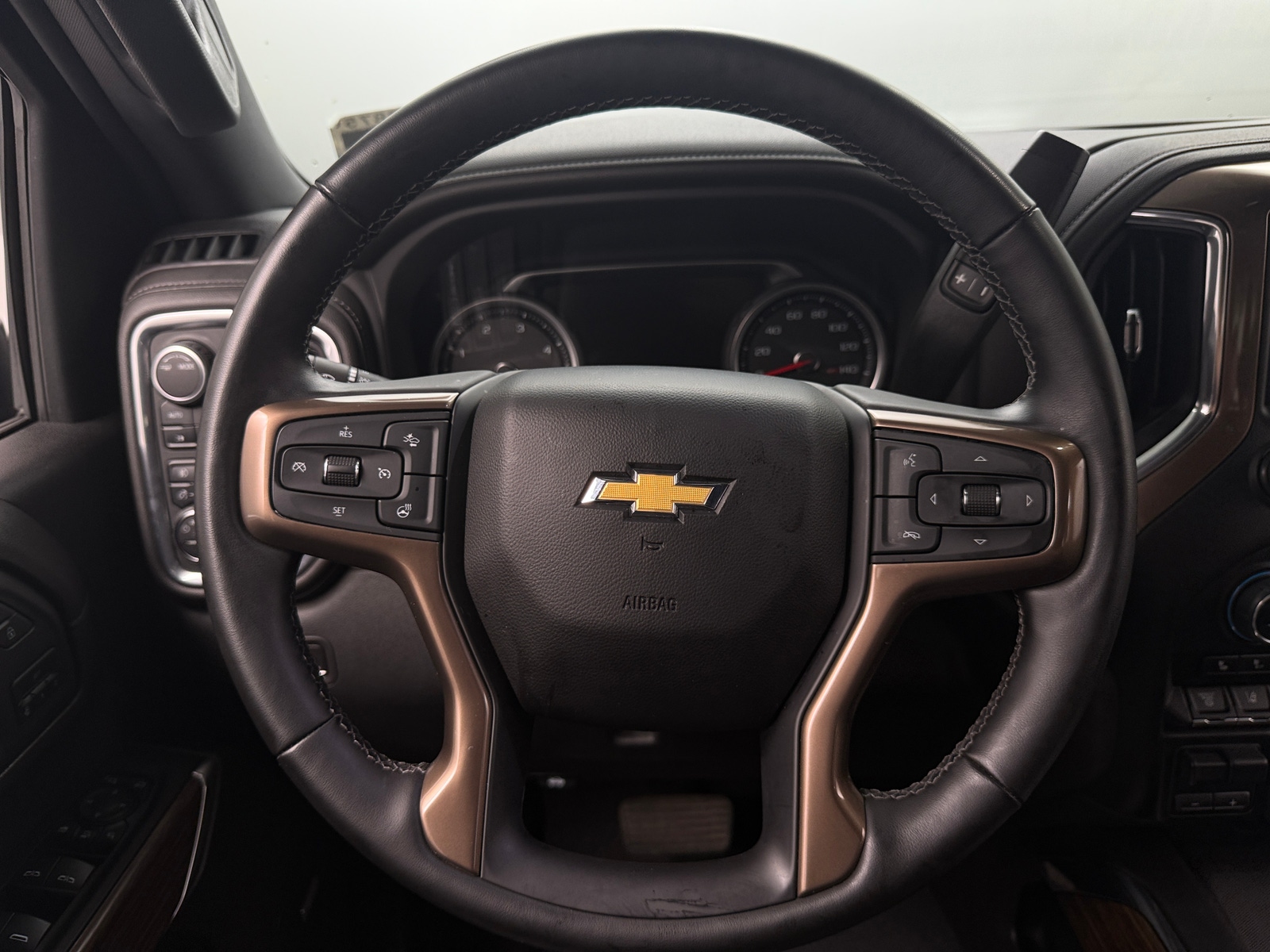Thumbnail: 2023 Chevrolet Silverado 2500 - 4