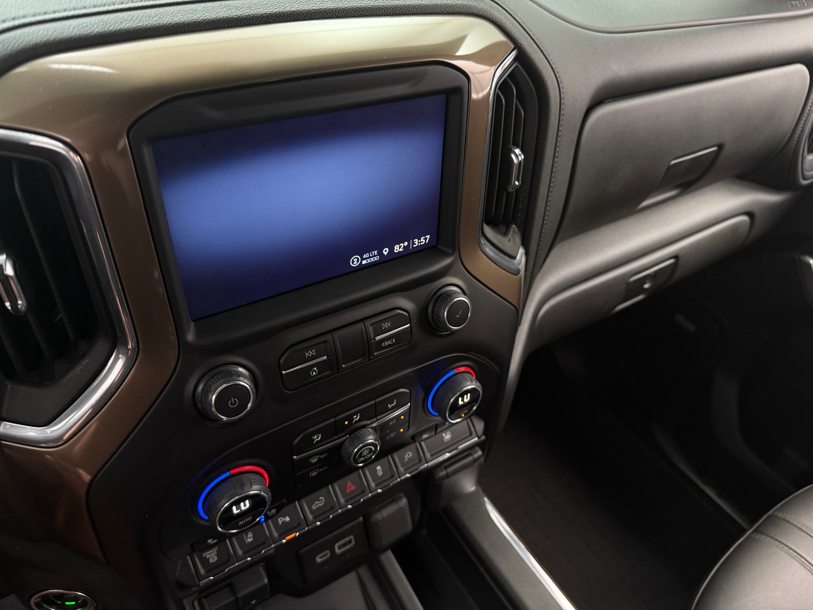 Thumbnail: 2023 Chevrolet Silverado 2500 - 3