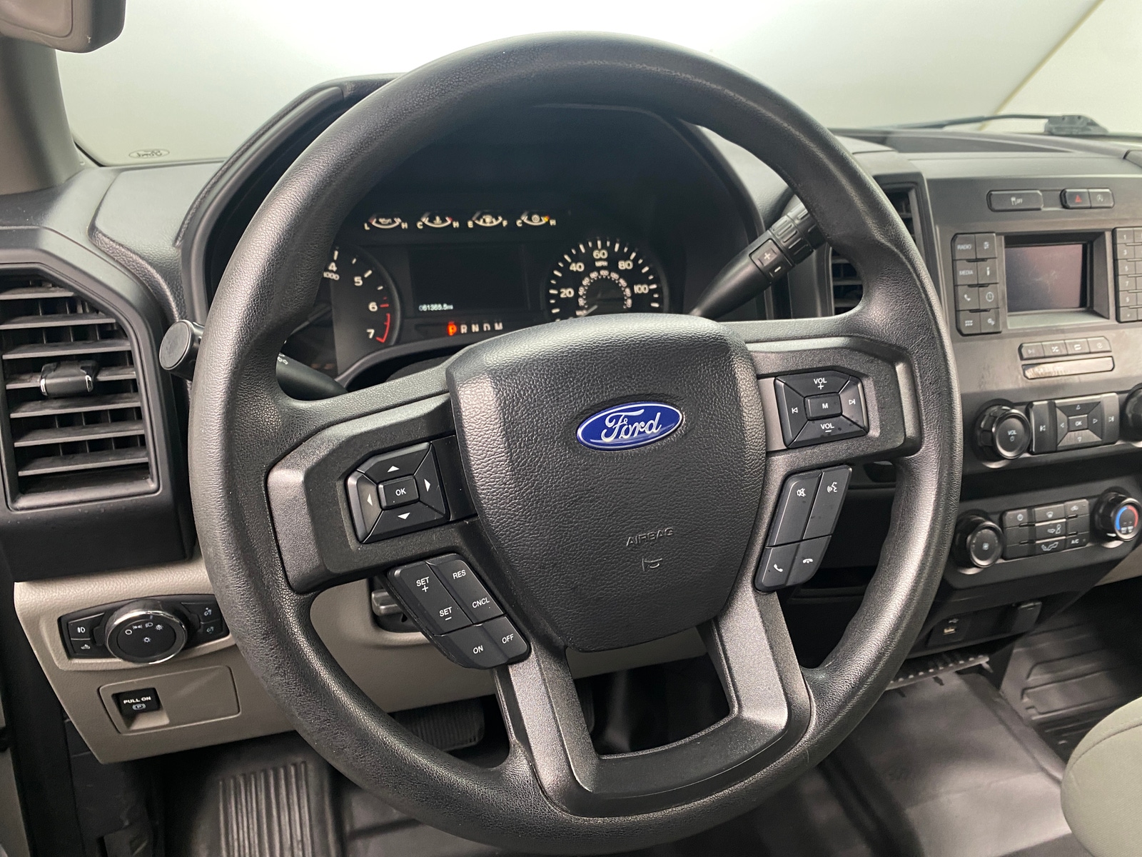 Thumbnail: 2020 Ford Econoline - 5