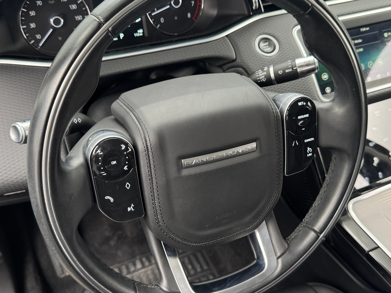 Thumbnail: 2020 Land Rover Range Rover Evoque - 4