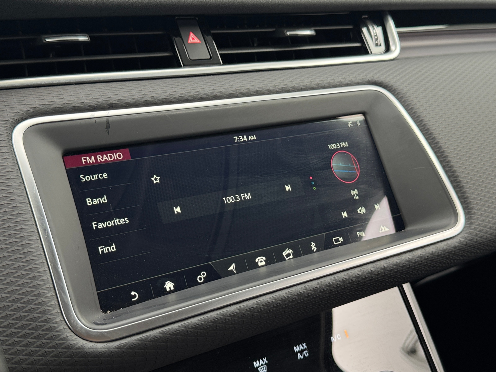 Thumbnail: 2020 Land Rover Range Rover Evoque - 3