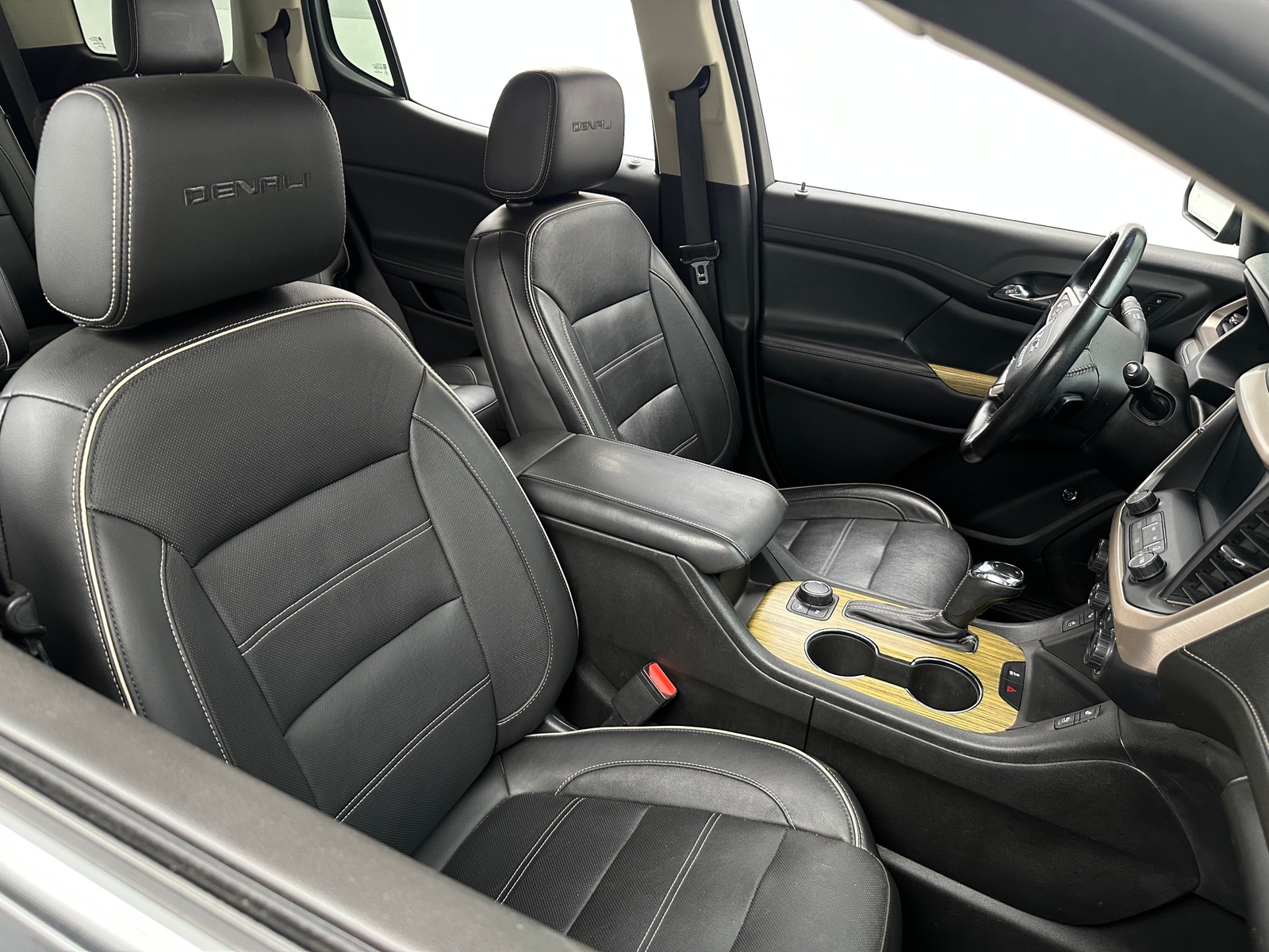 Thumbnail: 2019 GMC Acadia - 2
