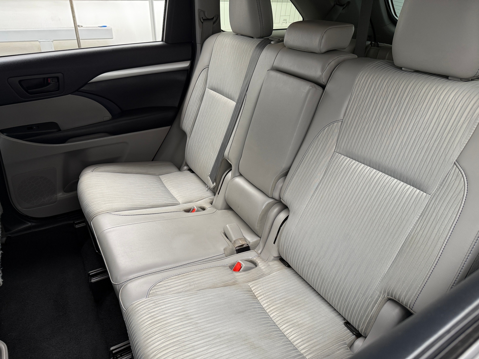 Thumbnail: 2019 Toyota Highlander - 6