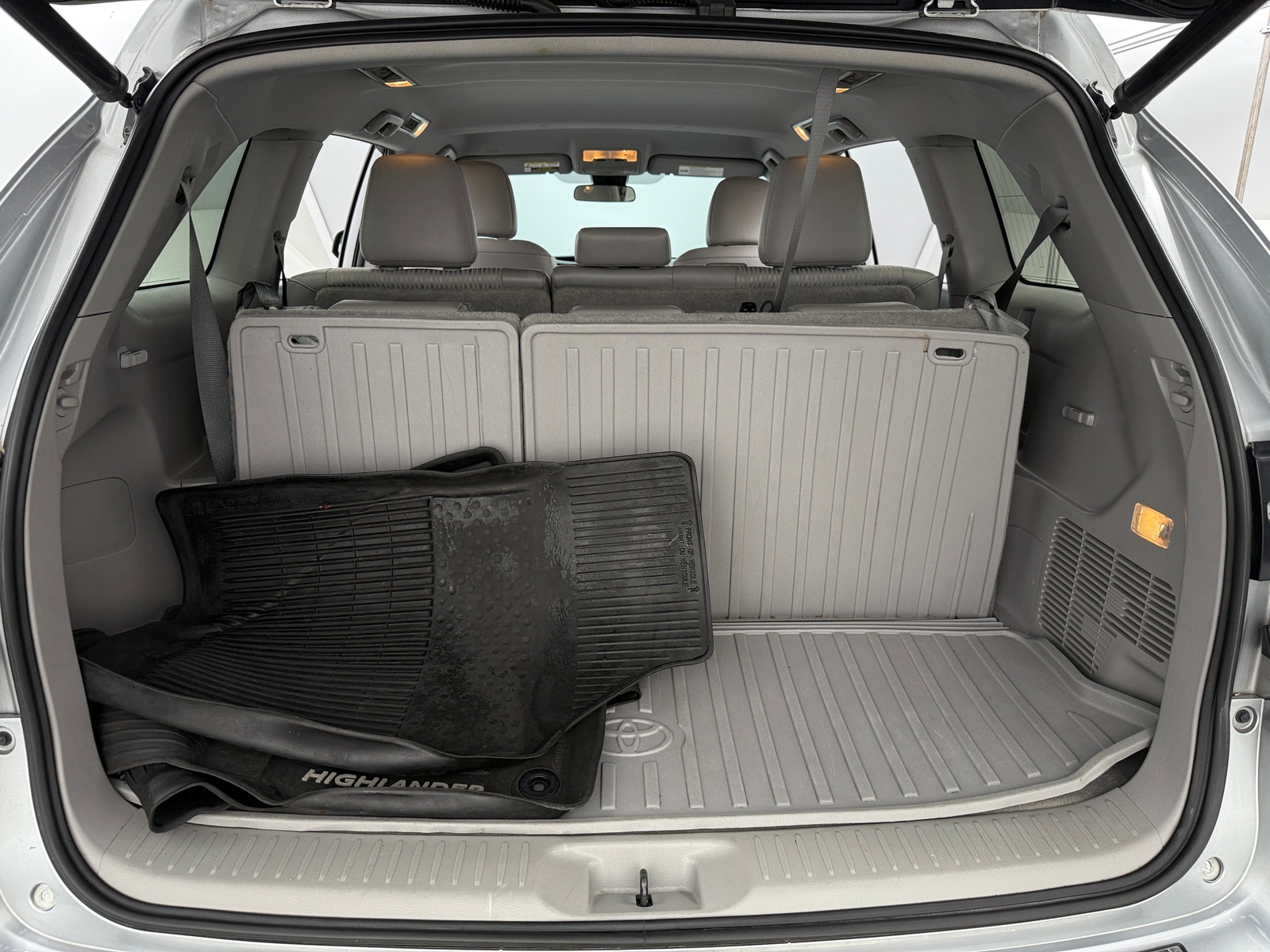 Thumbnail: 2019 Toyota Highlander - 7