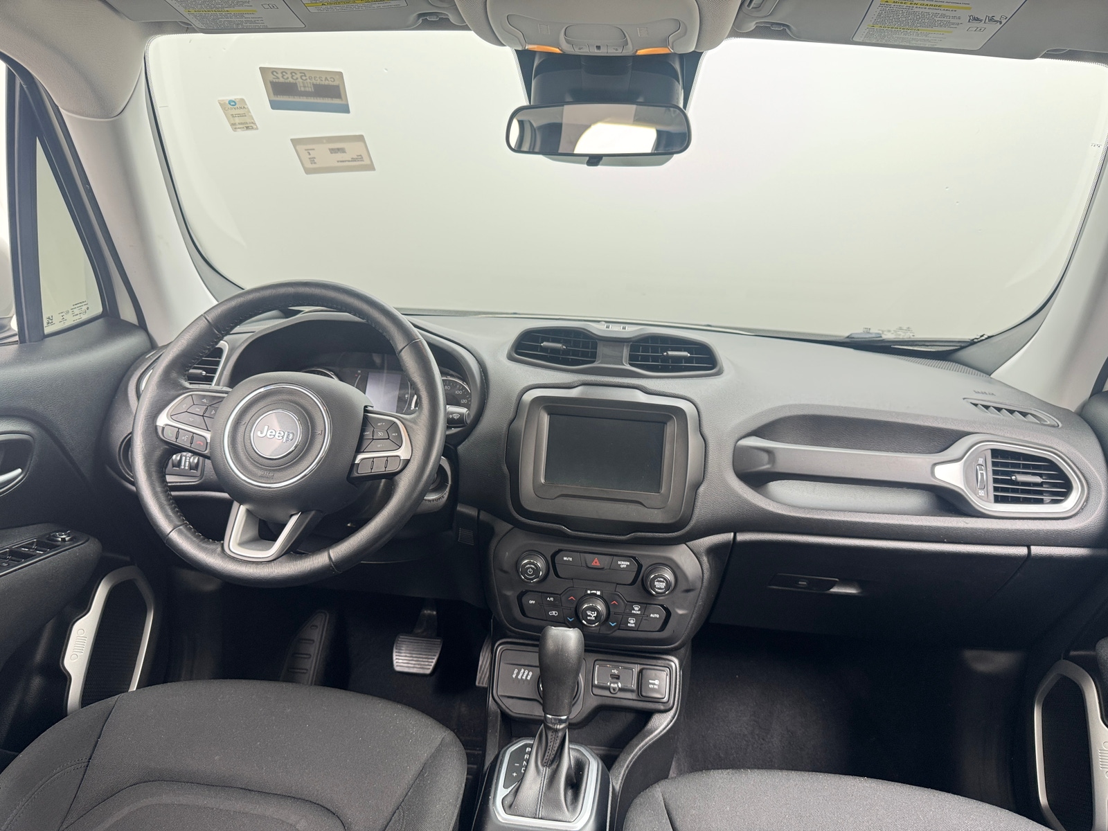 Thumbnail: 2019 Jeep Renegade - 3