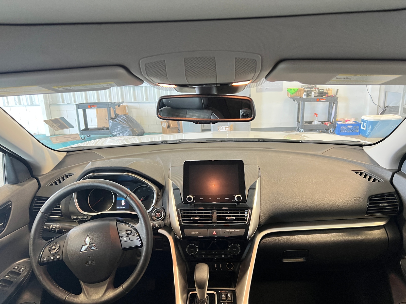 Thumbnail: 2023 Mitsubishi Eclipse Cross - 3