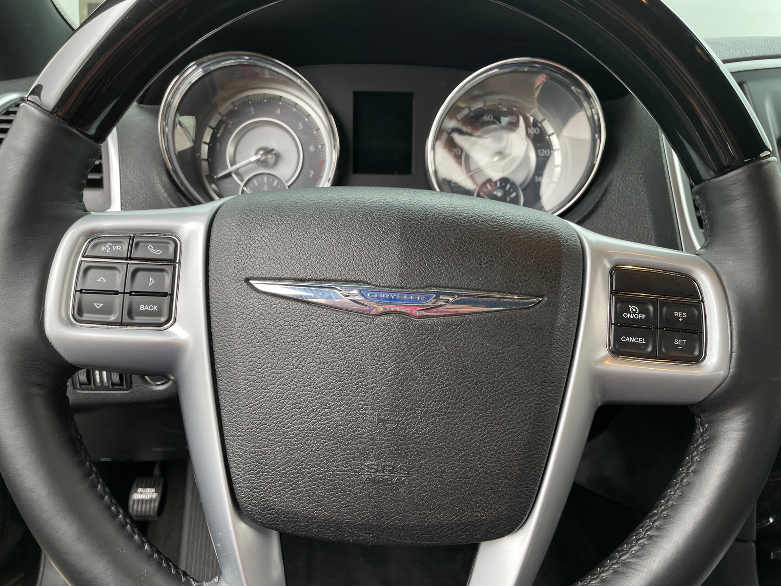 Thumbnail: 2014 Chrysler 300 - 4