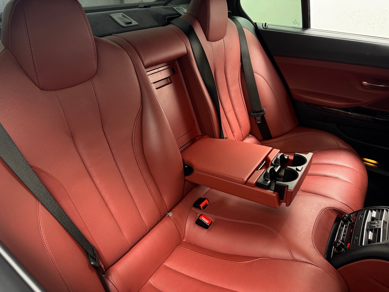 Thumbnail: 2014 BMW 6 Series - 4