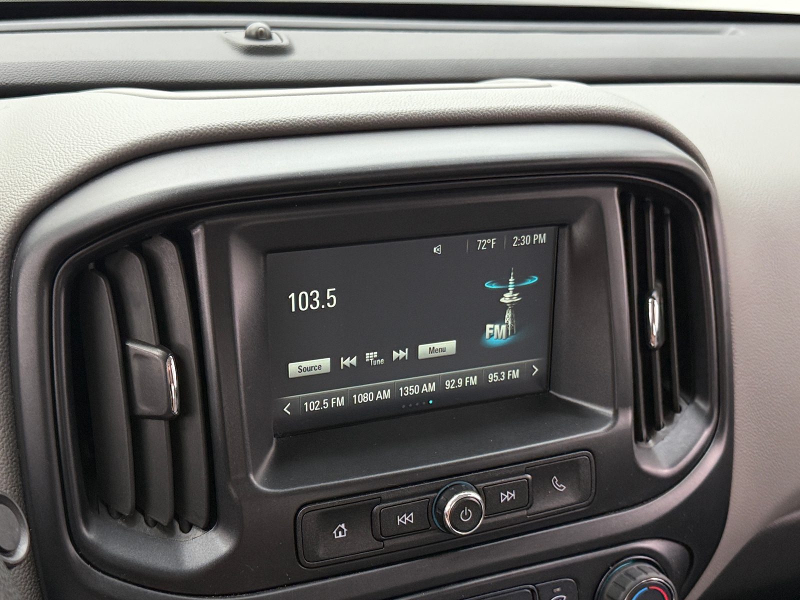 Thumbnail: 2018 Chevrolet Colorado - 4