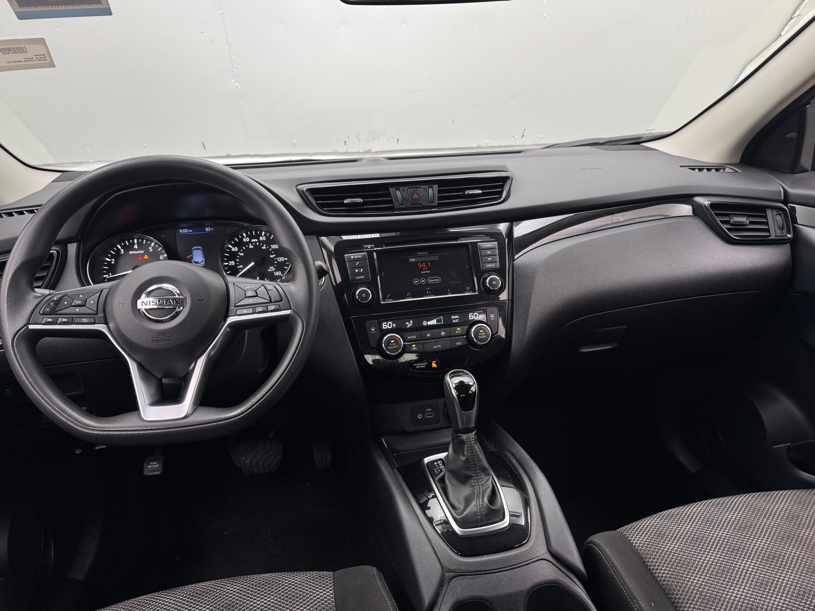 Thumbnail: 2020 Nissan Rogue Sport - 3